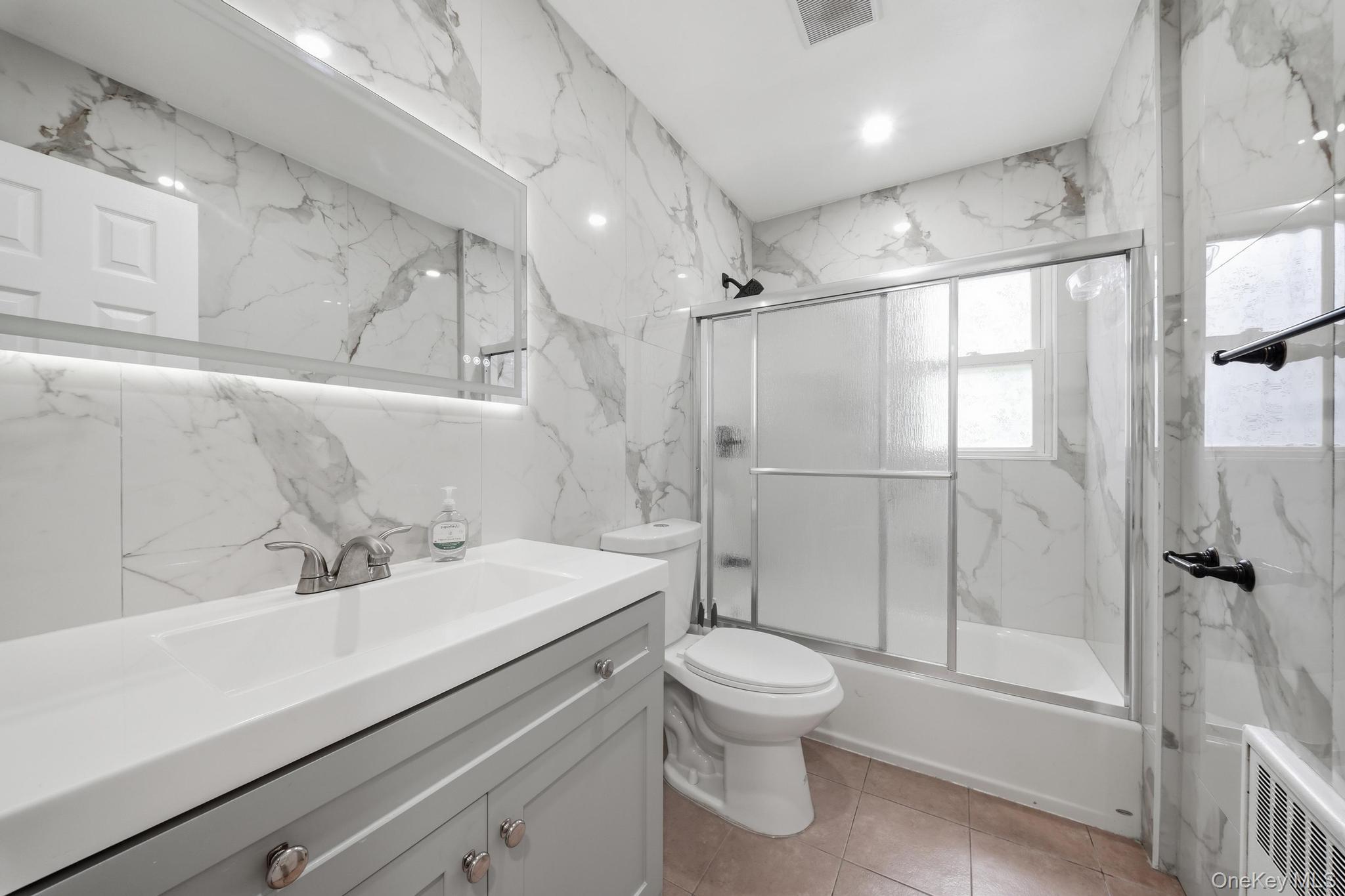 8 Dee place – For Sale photo 28