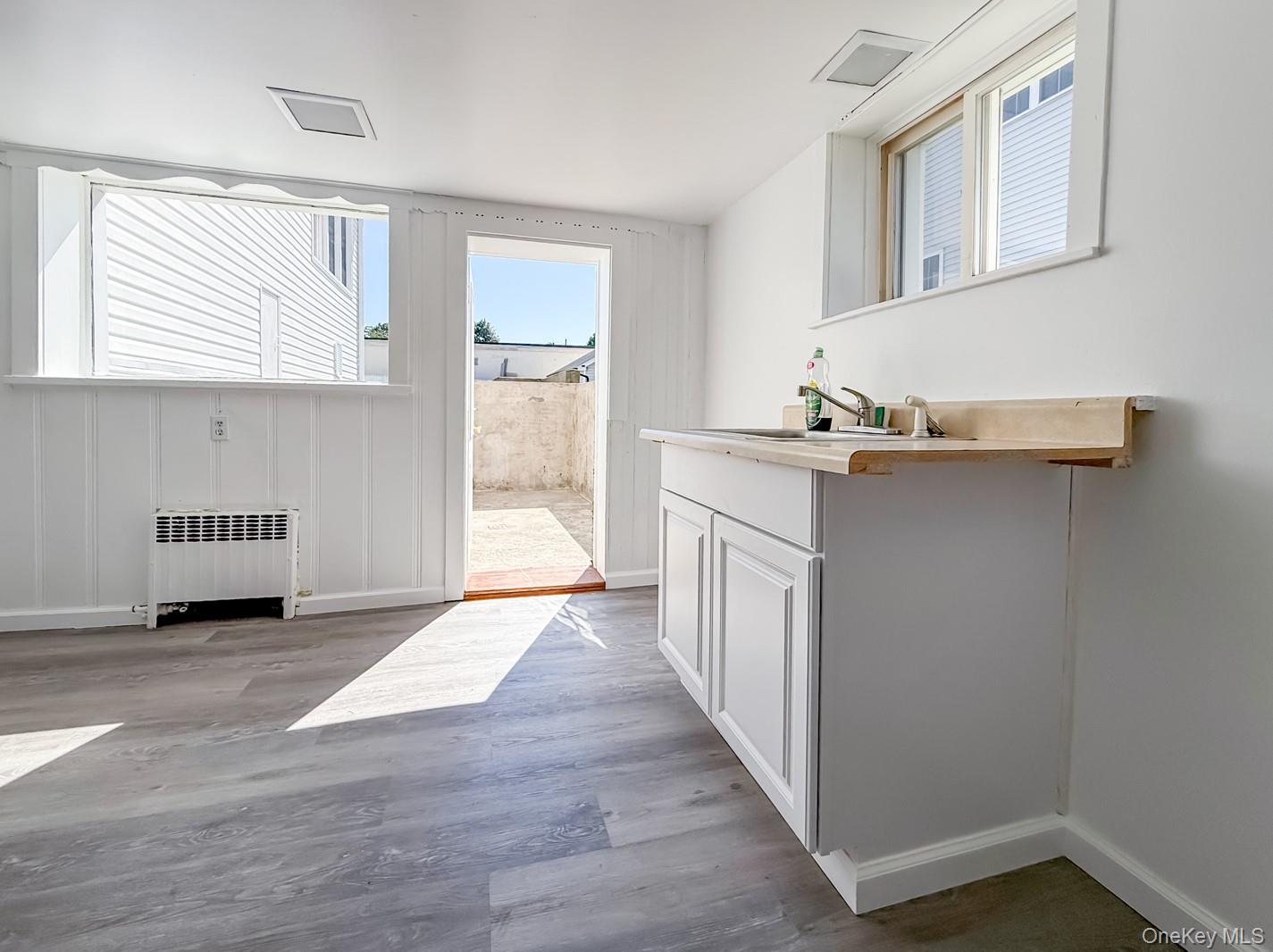 615 Smith Street – For Rent photo 18