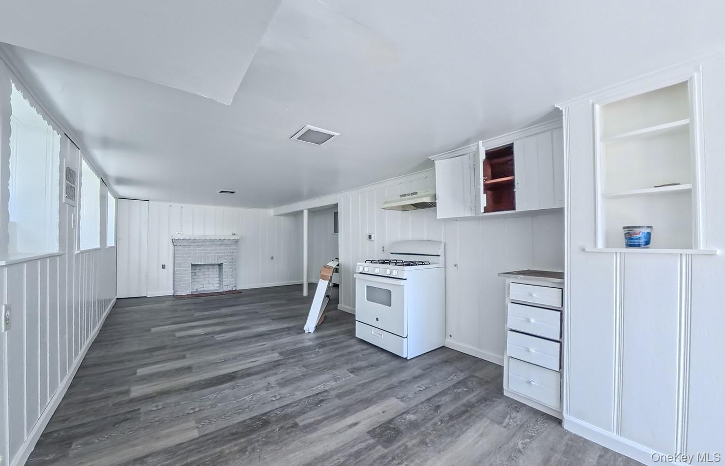 615 Smith Street – For Rent photo 20
