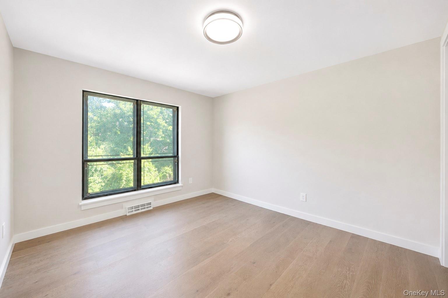 95 Windsor Gate Drive – For Sale photo 26