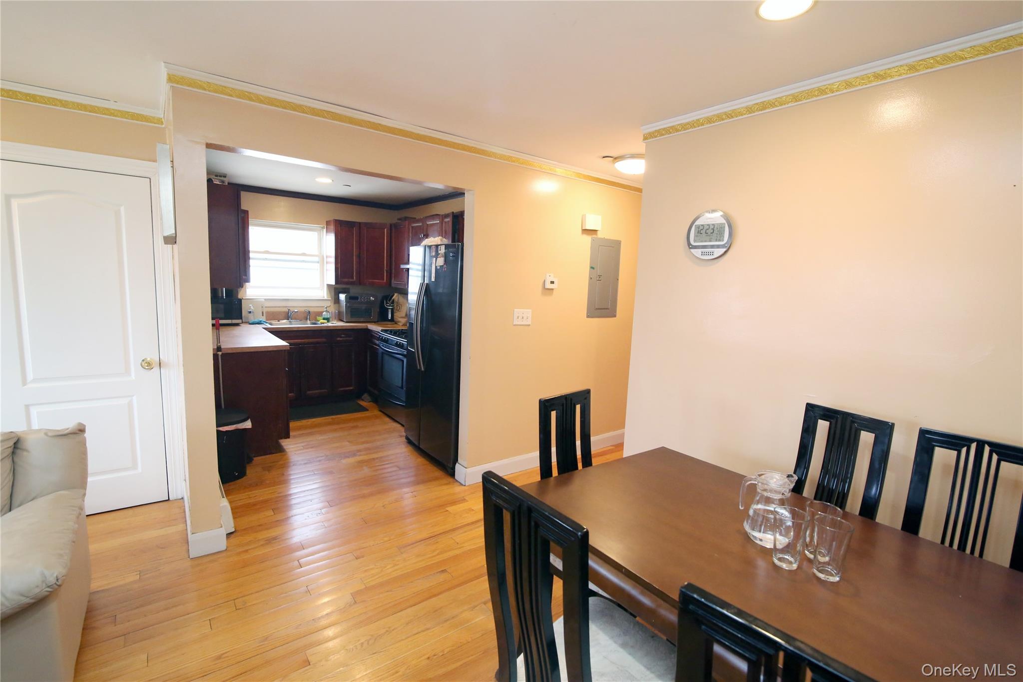 162-21 102nd Street – For Sale photo 6