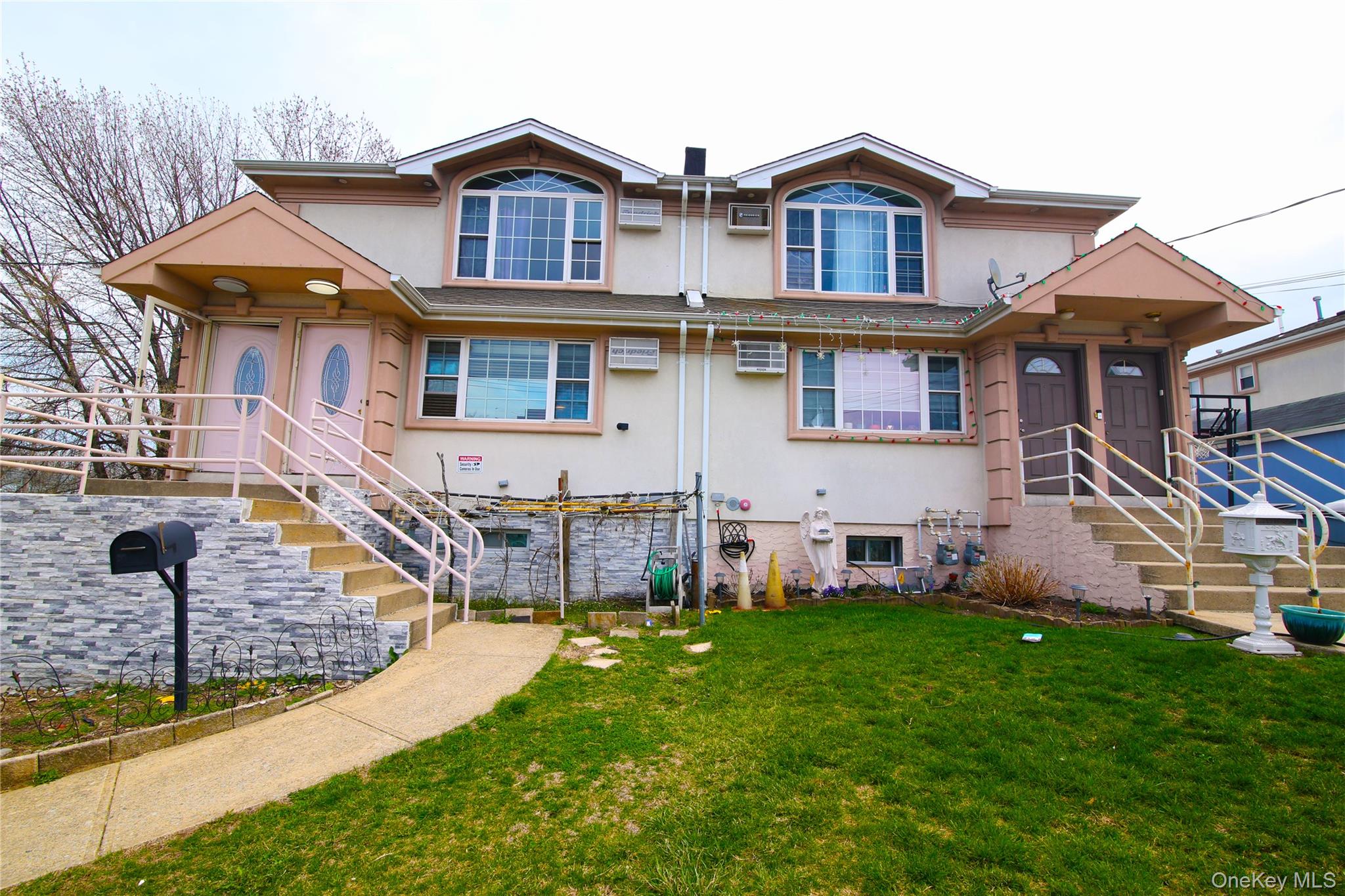 162-21 102nd Street – For Sale