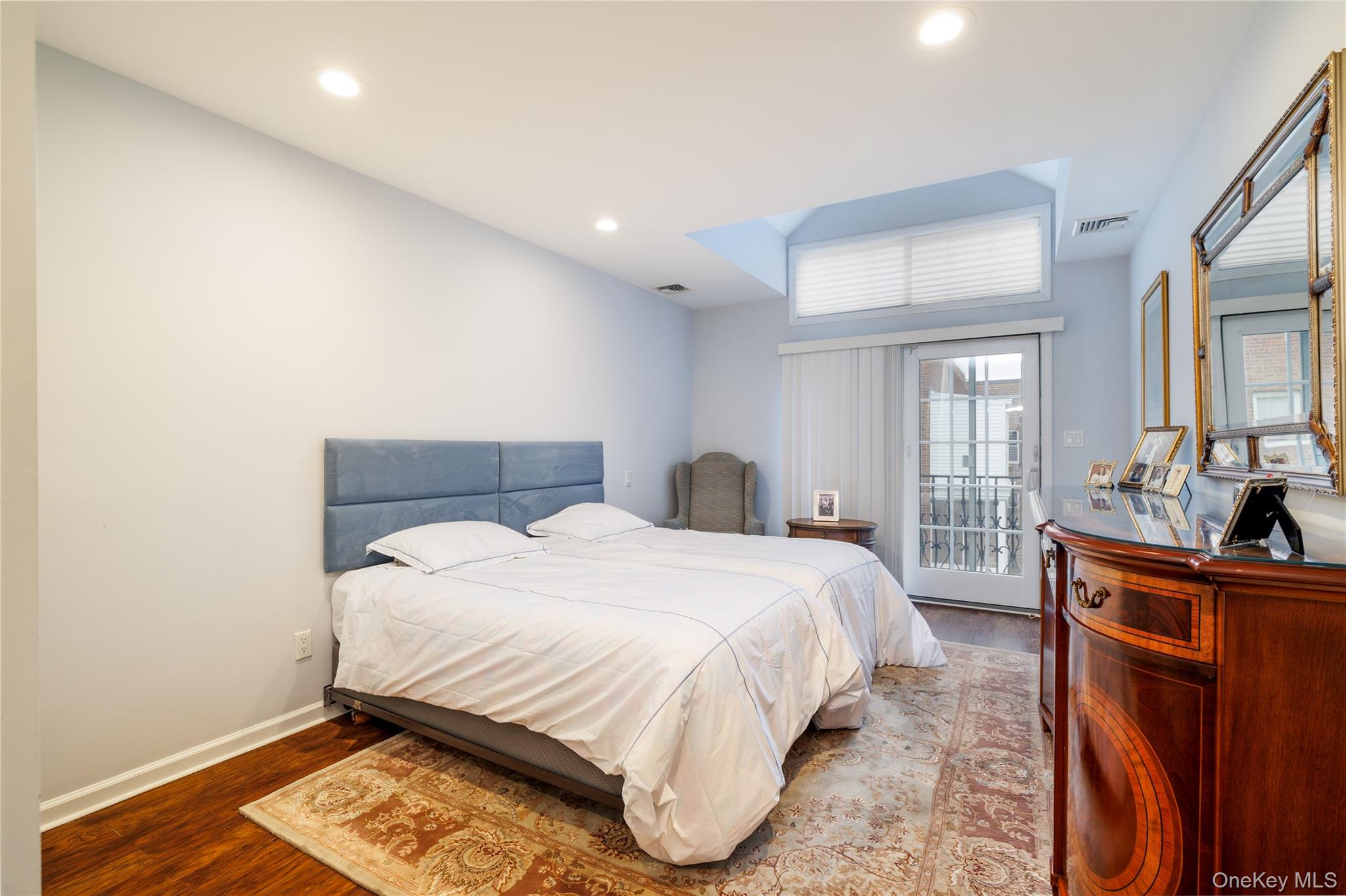 275 Central Avenue, Unit 1 photo 16