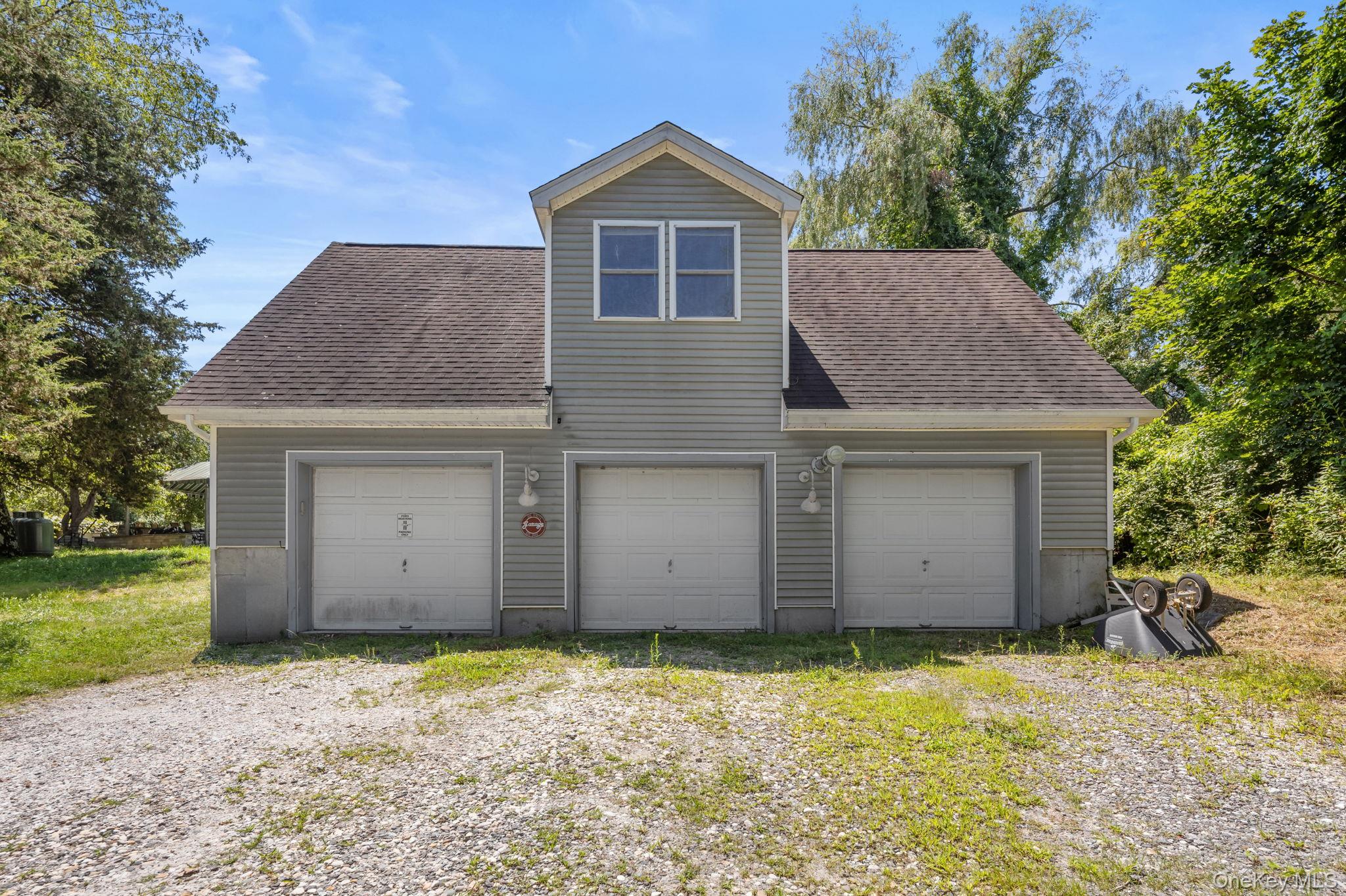 12 Rebecca Drive – For Sale photo 14