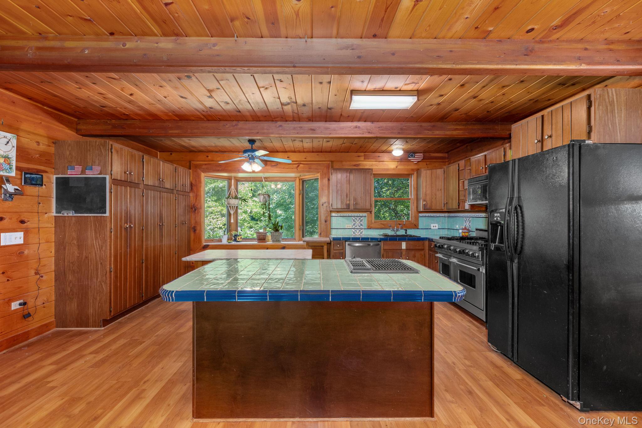 12 Rebecca Drive – For Sale photo 5