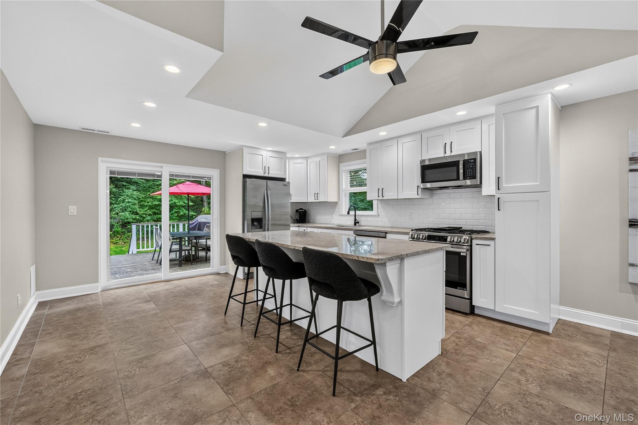 15 Cobblestone Lane – For Sale photo 8