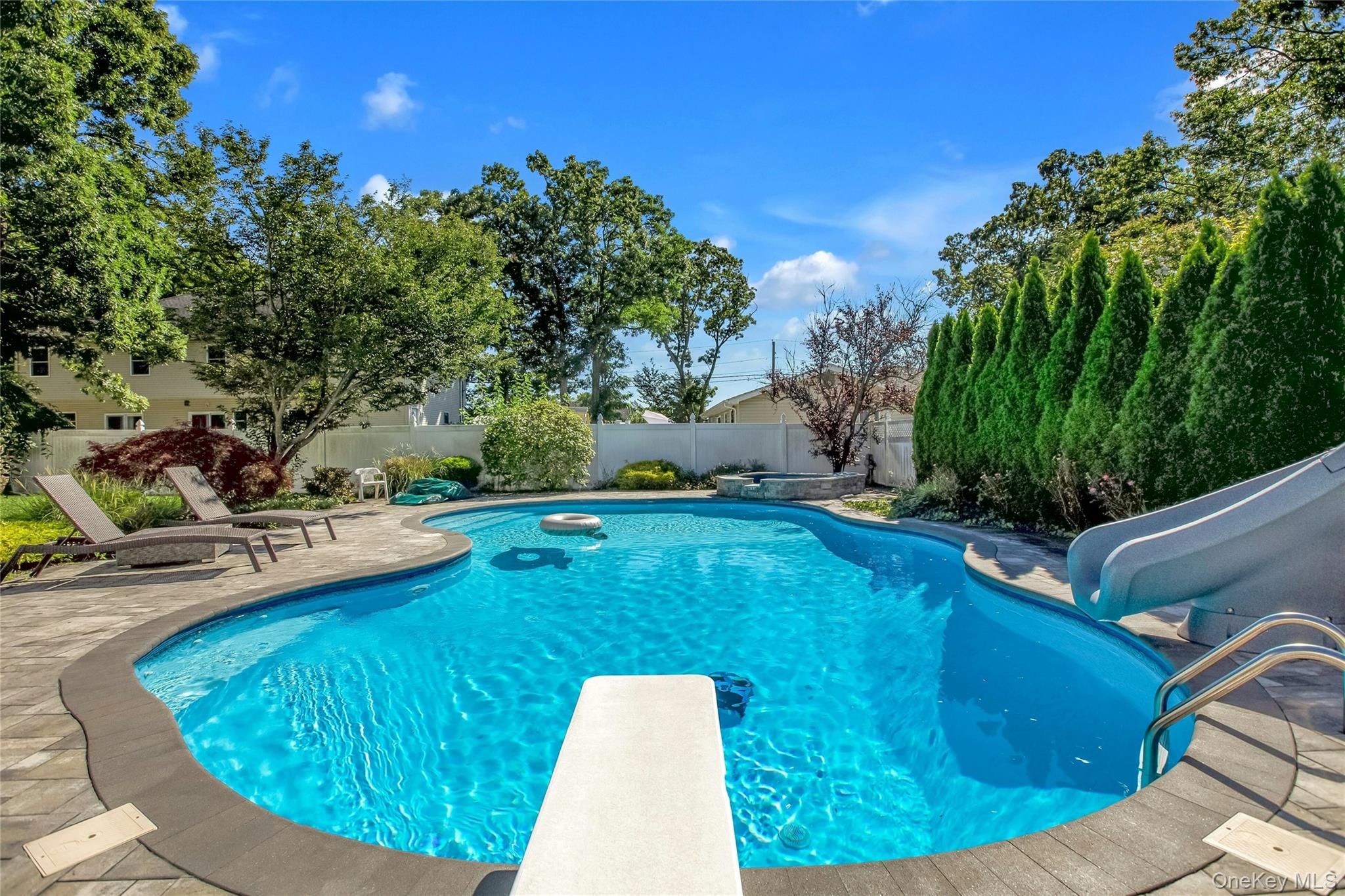 11 Raphael Boulevard – For Sale photo 24
