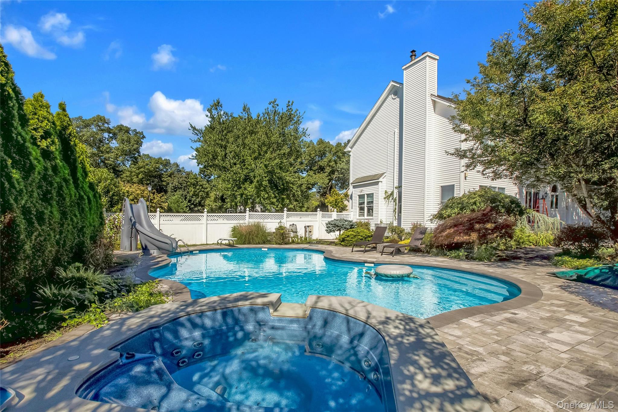 11 Raphael Boulevard – For Sale photo 23