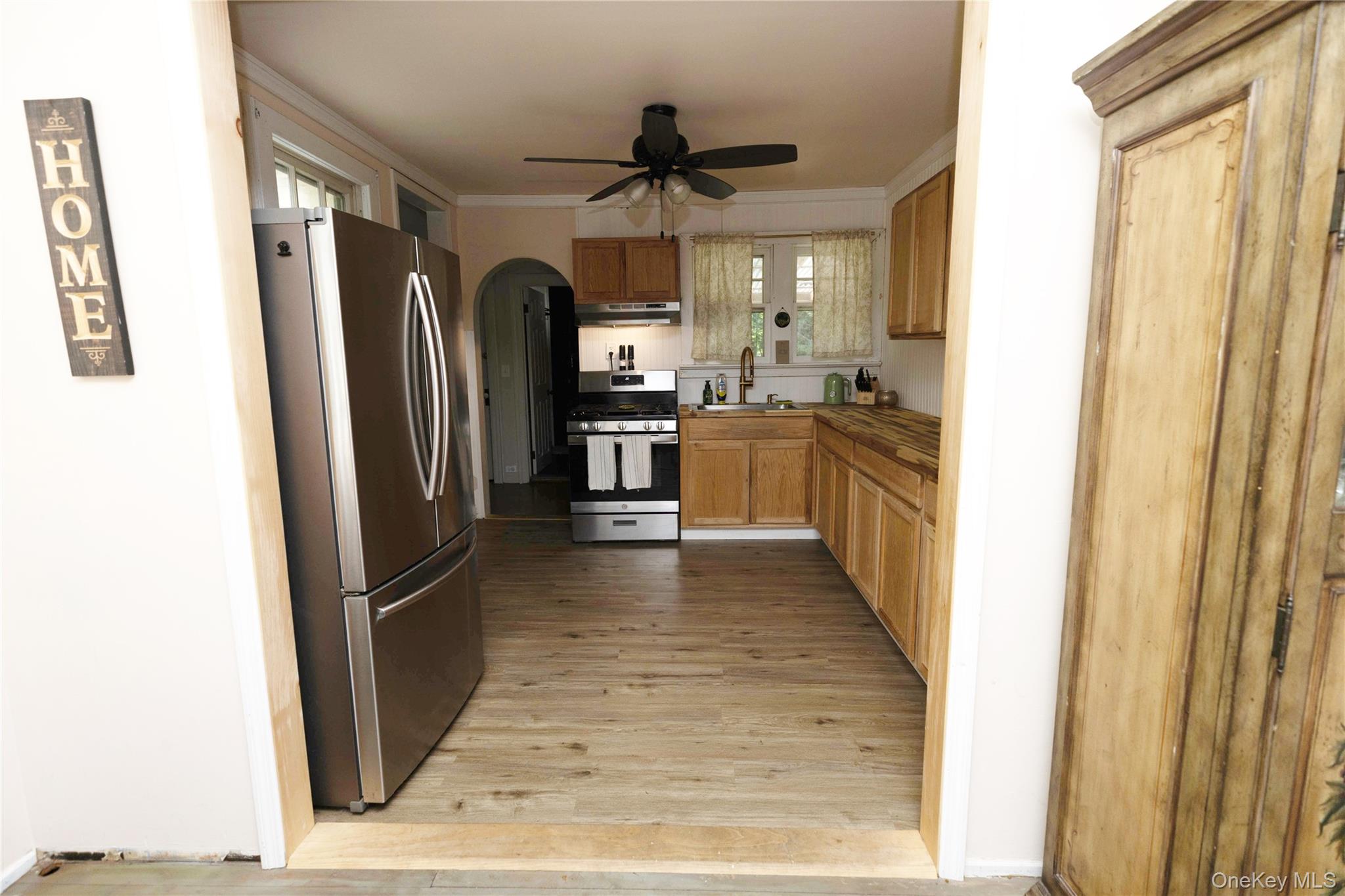 120 Lincoln Road – For Sale photo 3