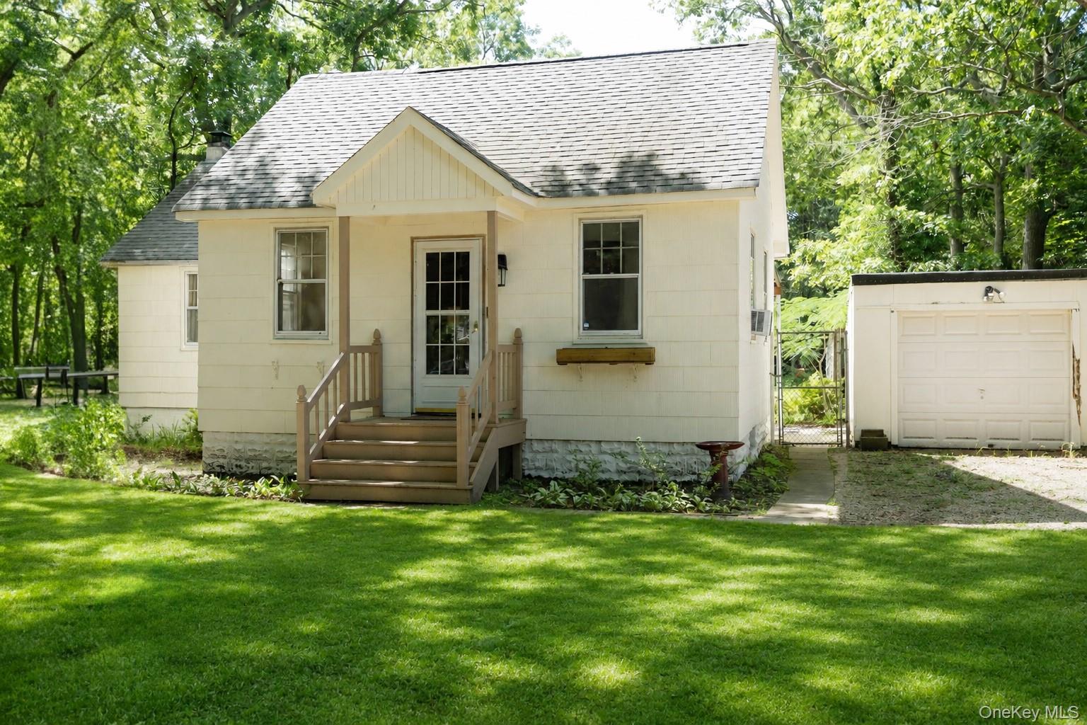 120 Lincoln Road – For Sale