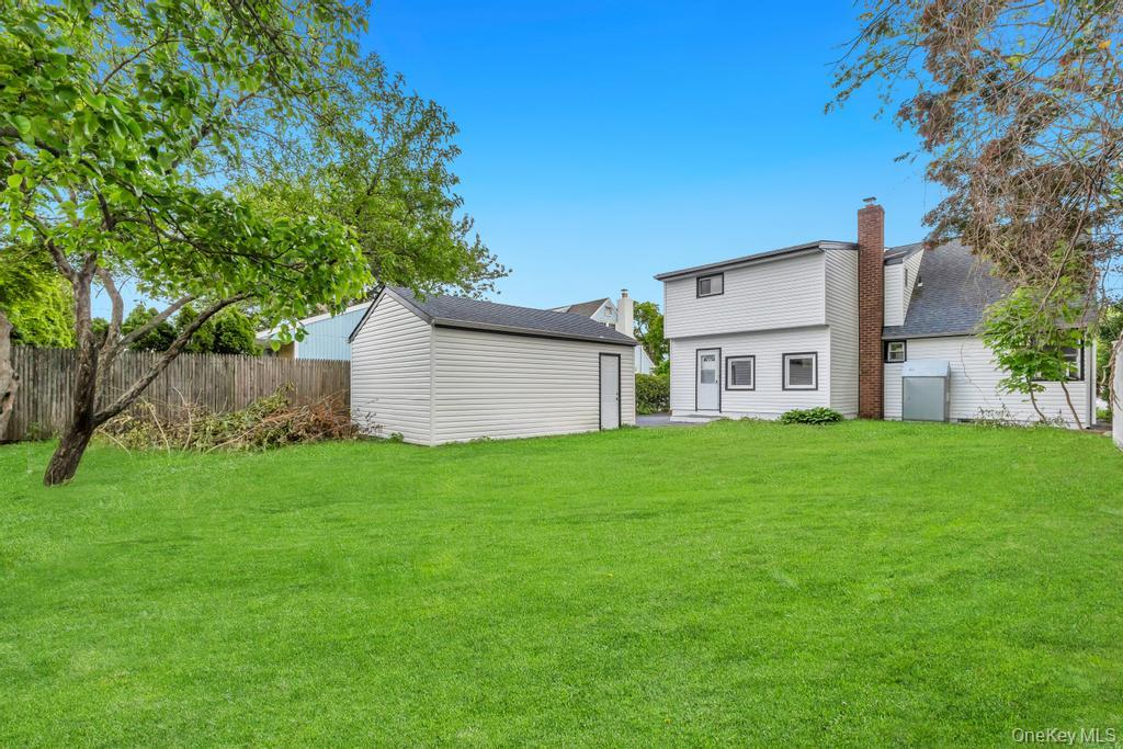 20 Howard Street – For Sale photo 2