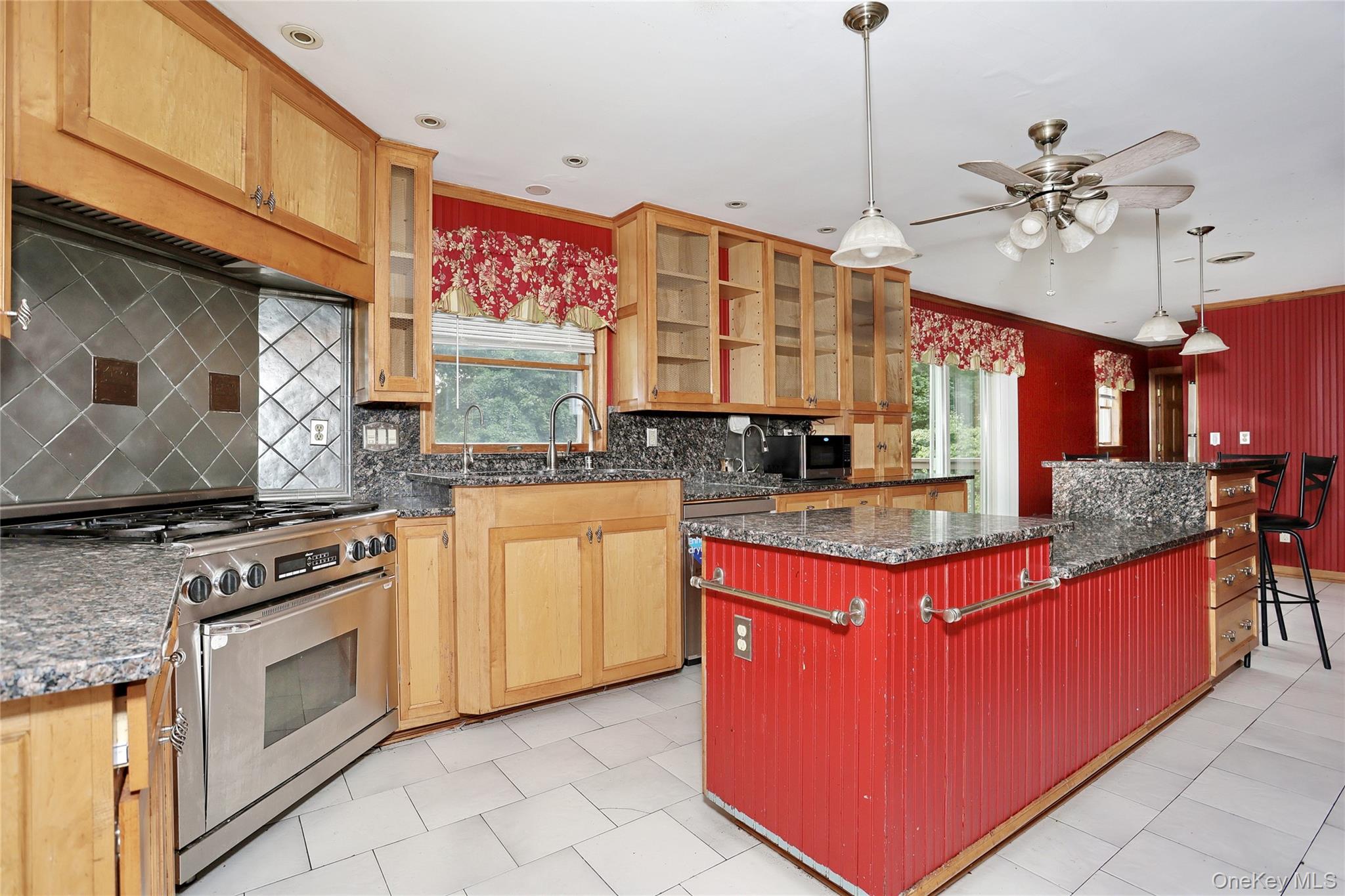 6 Nicole Way – For Sale photo 10