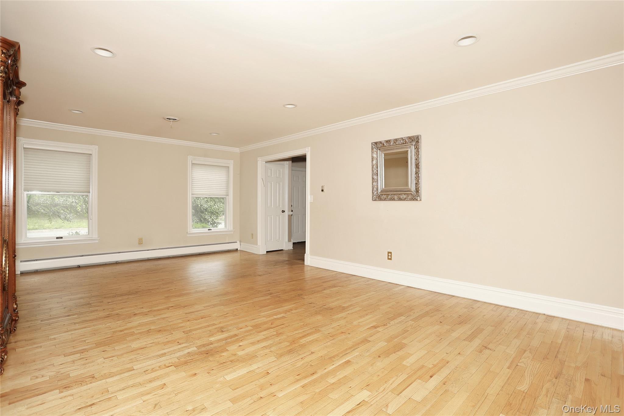 6 Nicole Way – For Sale photo 6