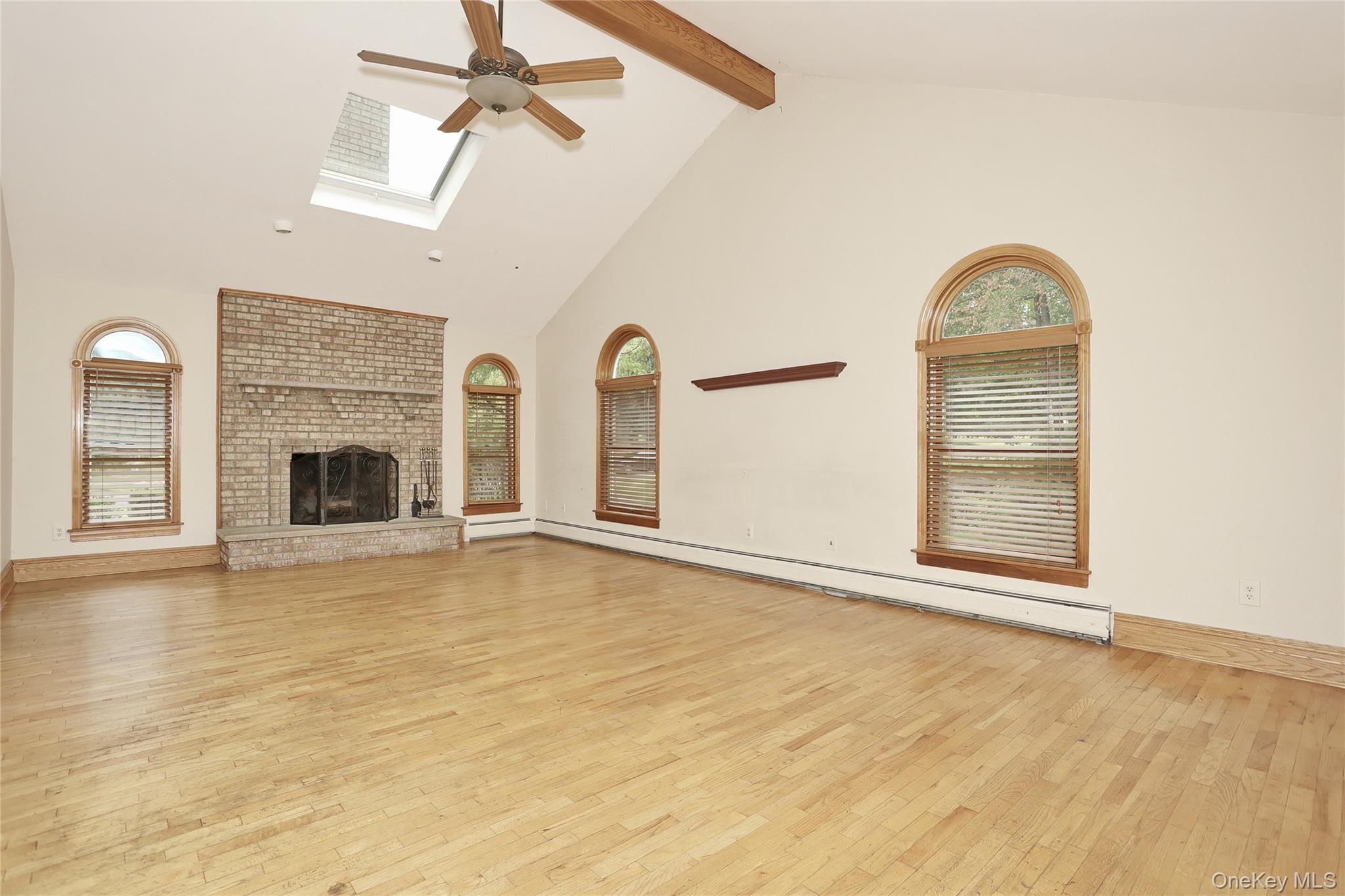 6 Nicole Way – For Sale photo 8