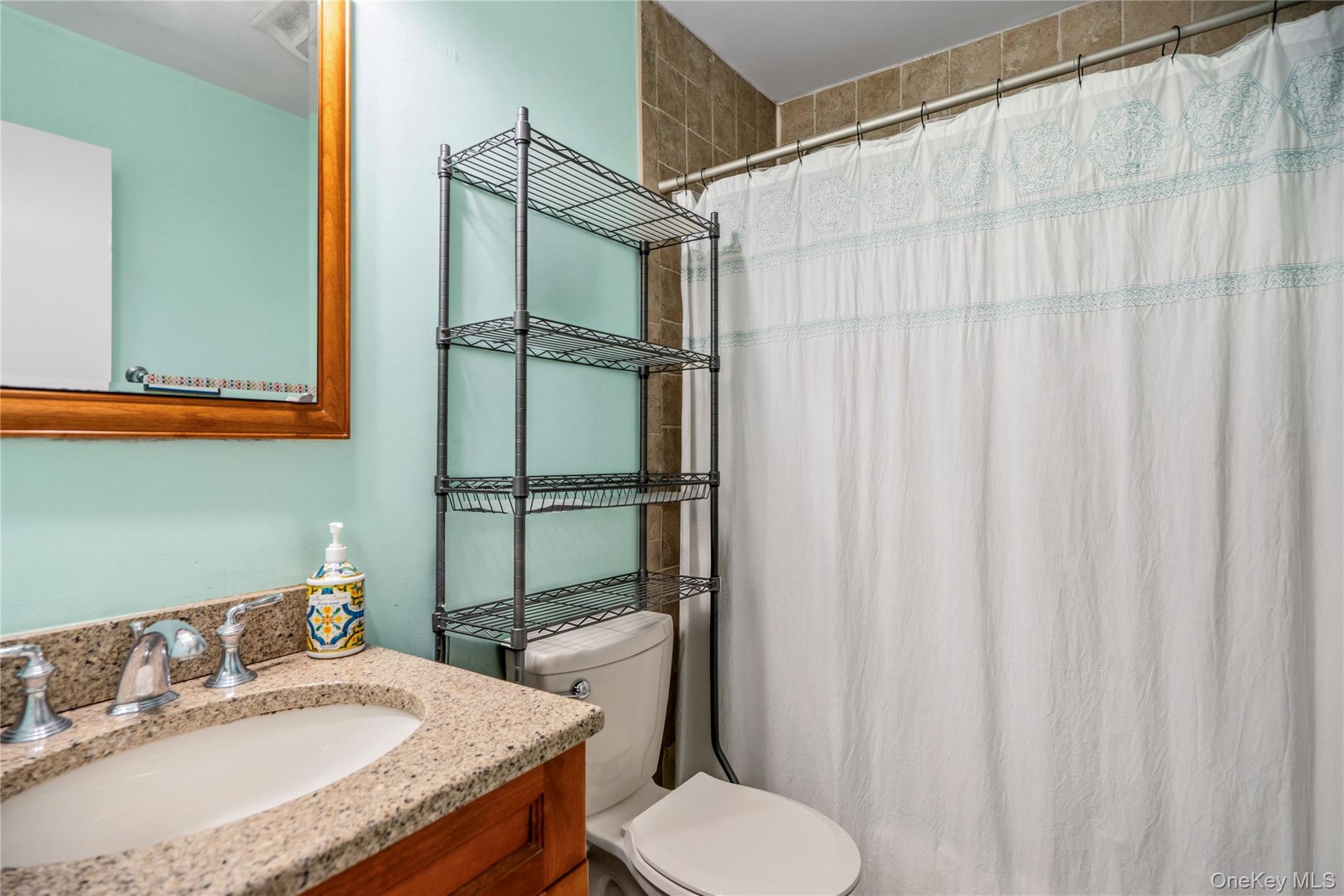 2453 Union, Unit 20B photo 13