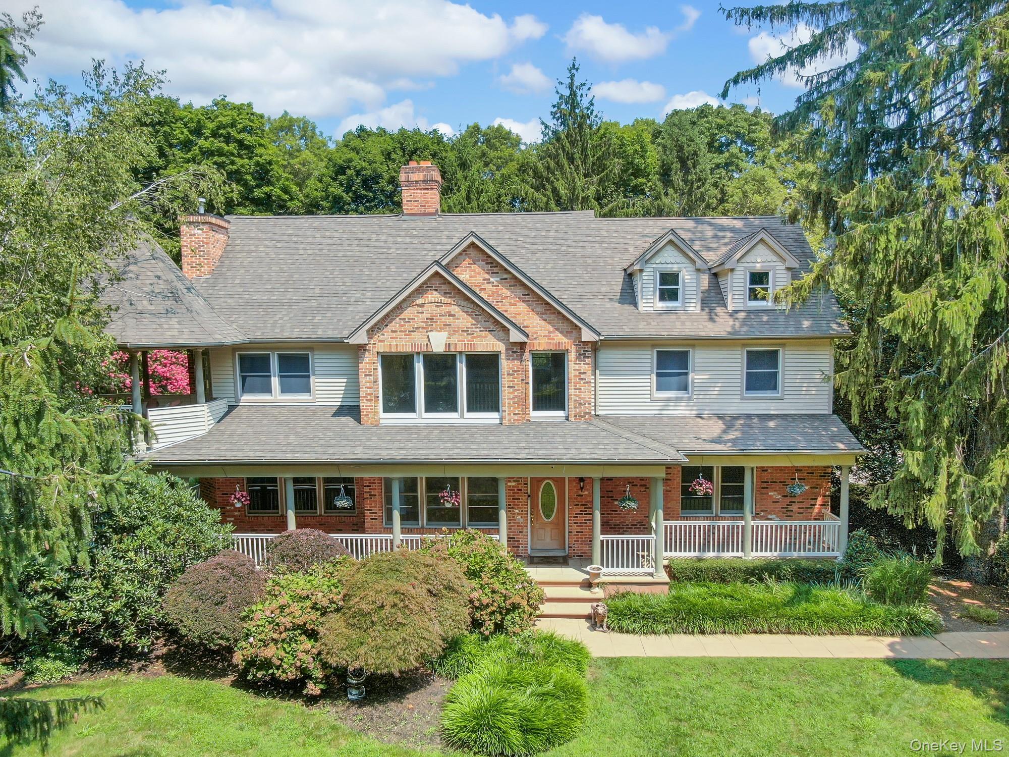 811 Canal Road – For Sale