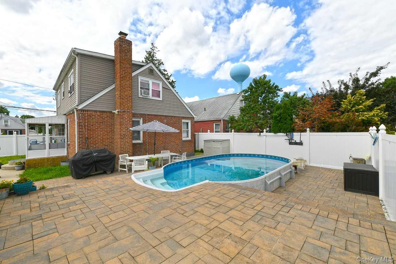 102 Roxbury Road – For Sale photo 23
