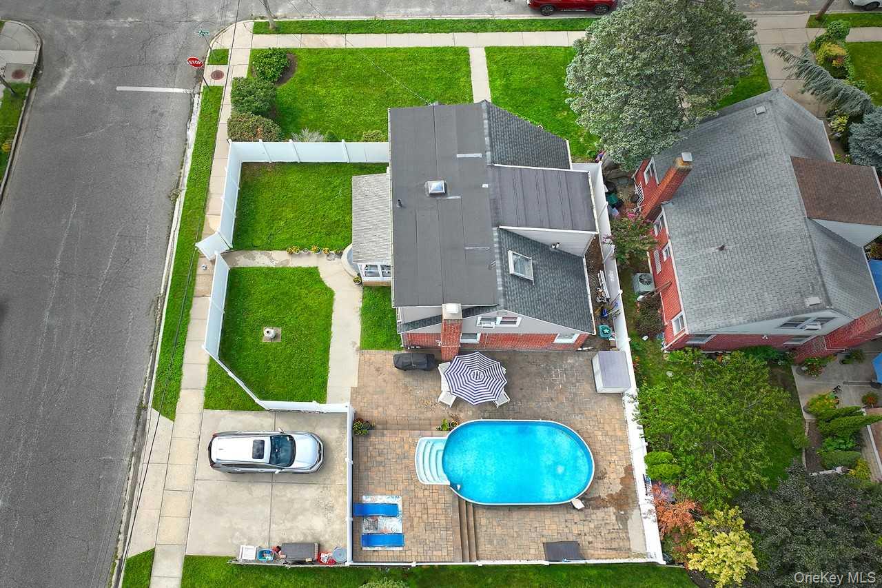 102 Roxbury Road – For Sale photo 29