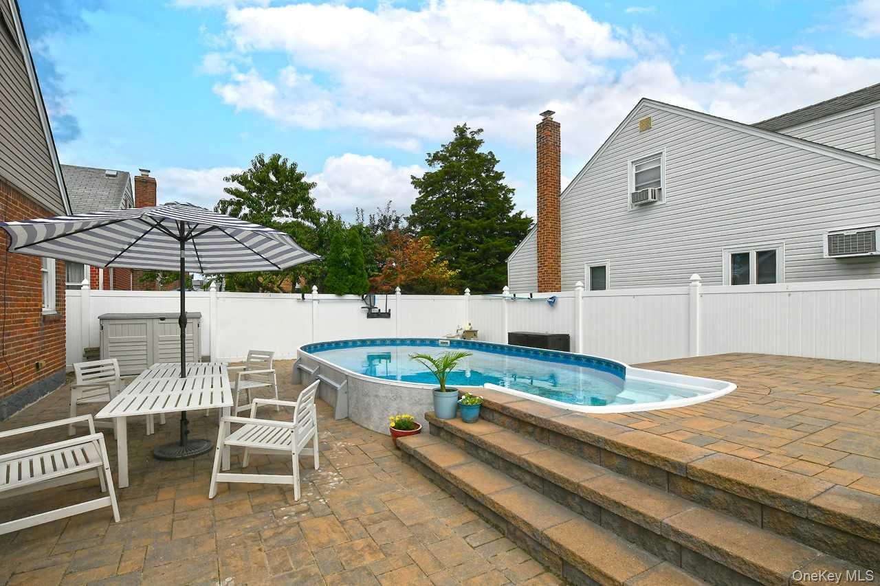 102 Roxbury Road – For Sale photo 22