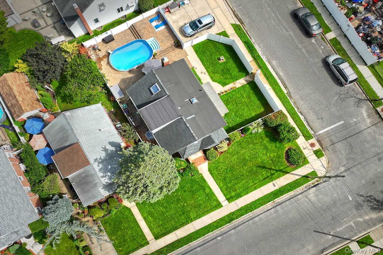 102 Roxbury Road – For Sale photo 31