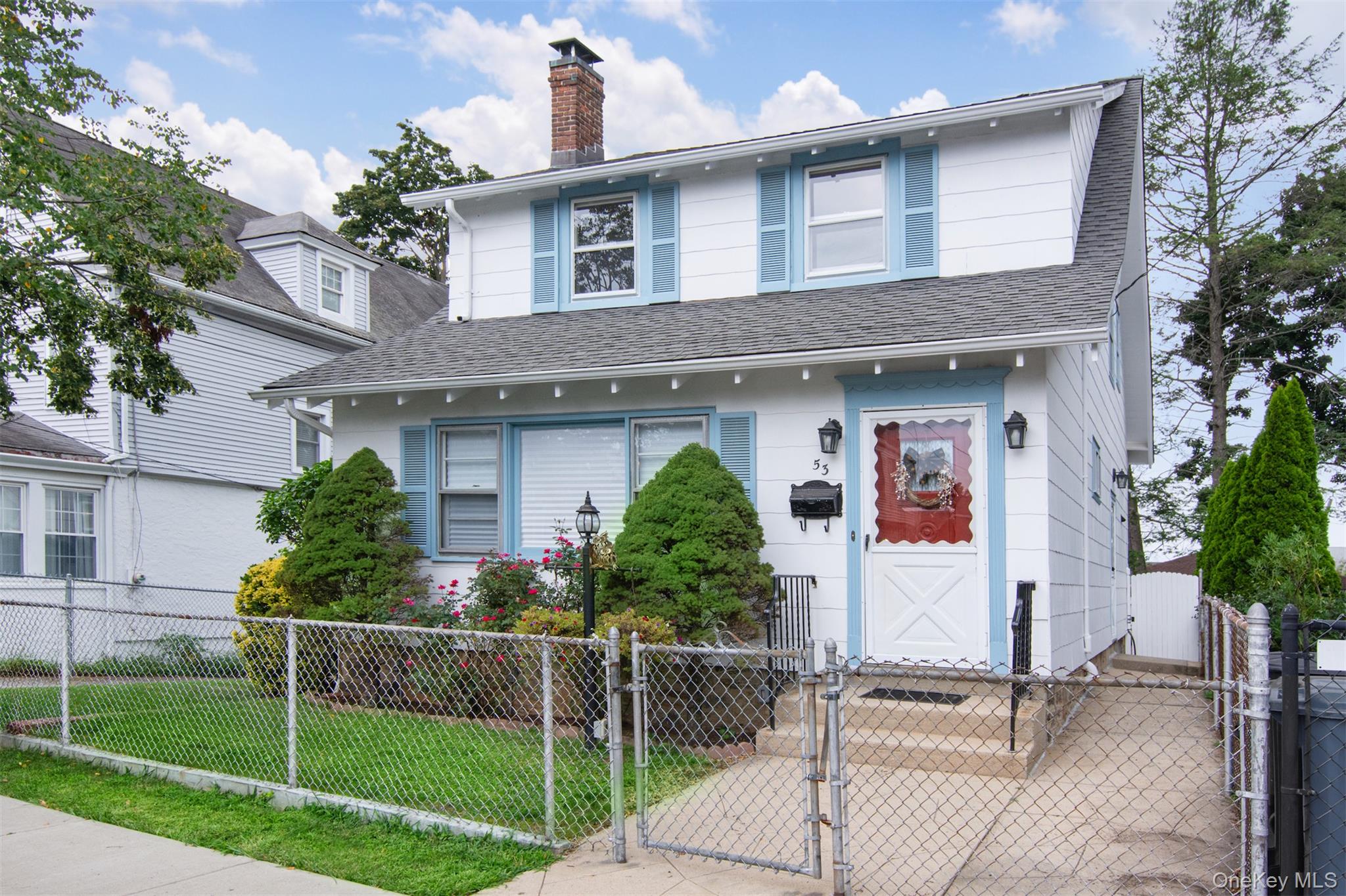 53 Briggs Avenue – For Sale photo 2