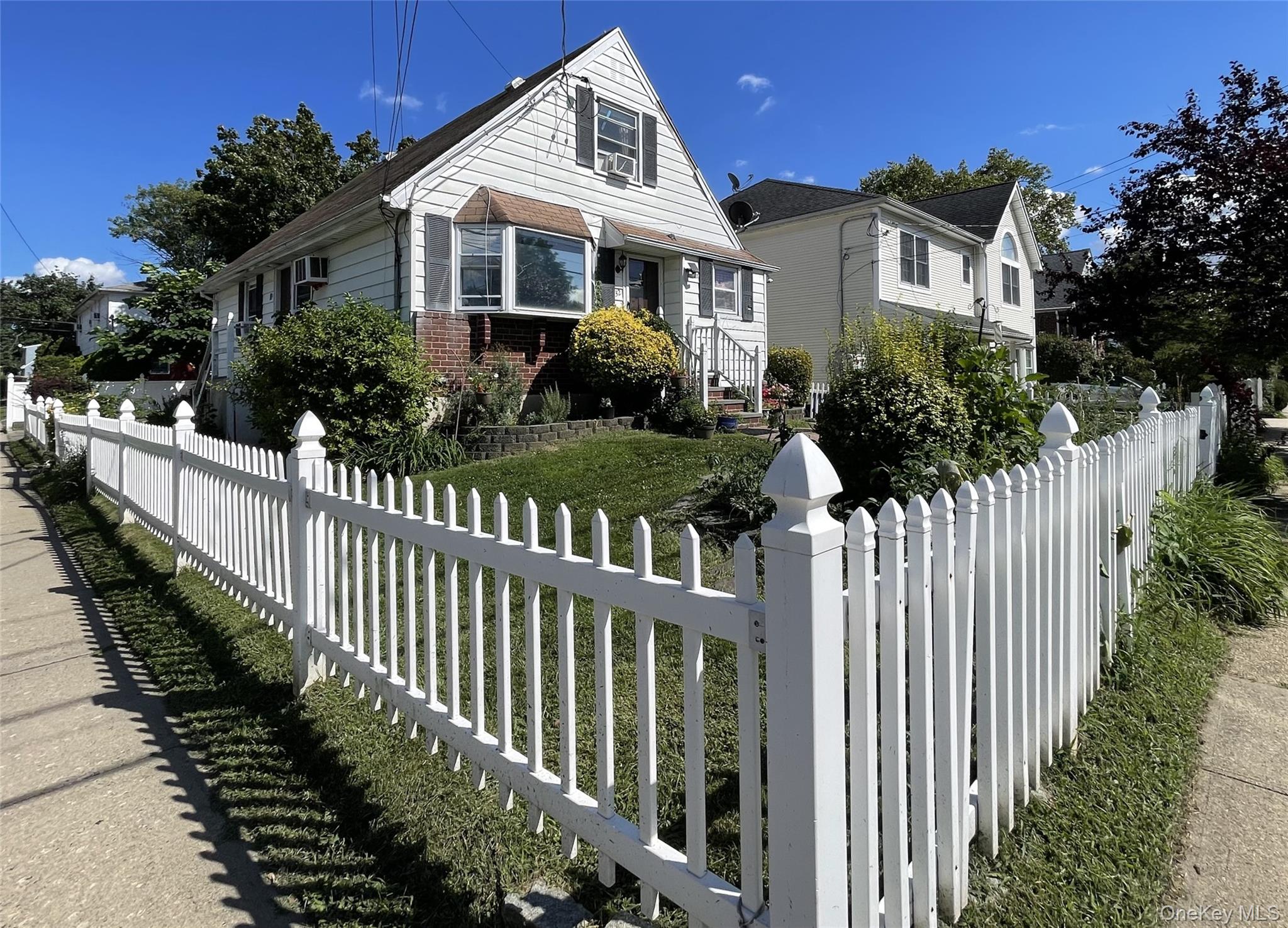 32 Edgewood Road – For Sale photo 39
