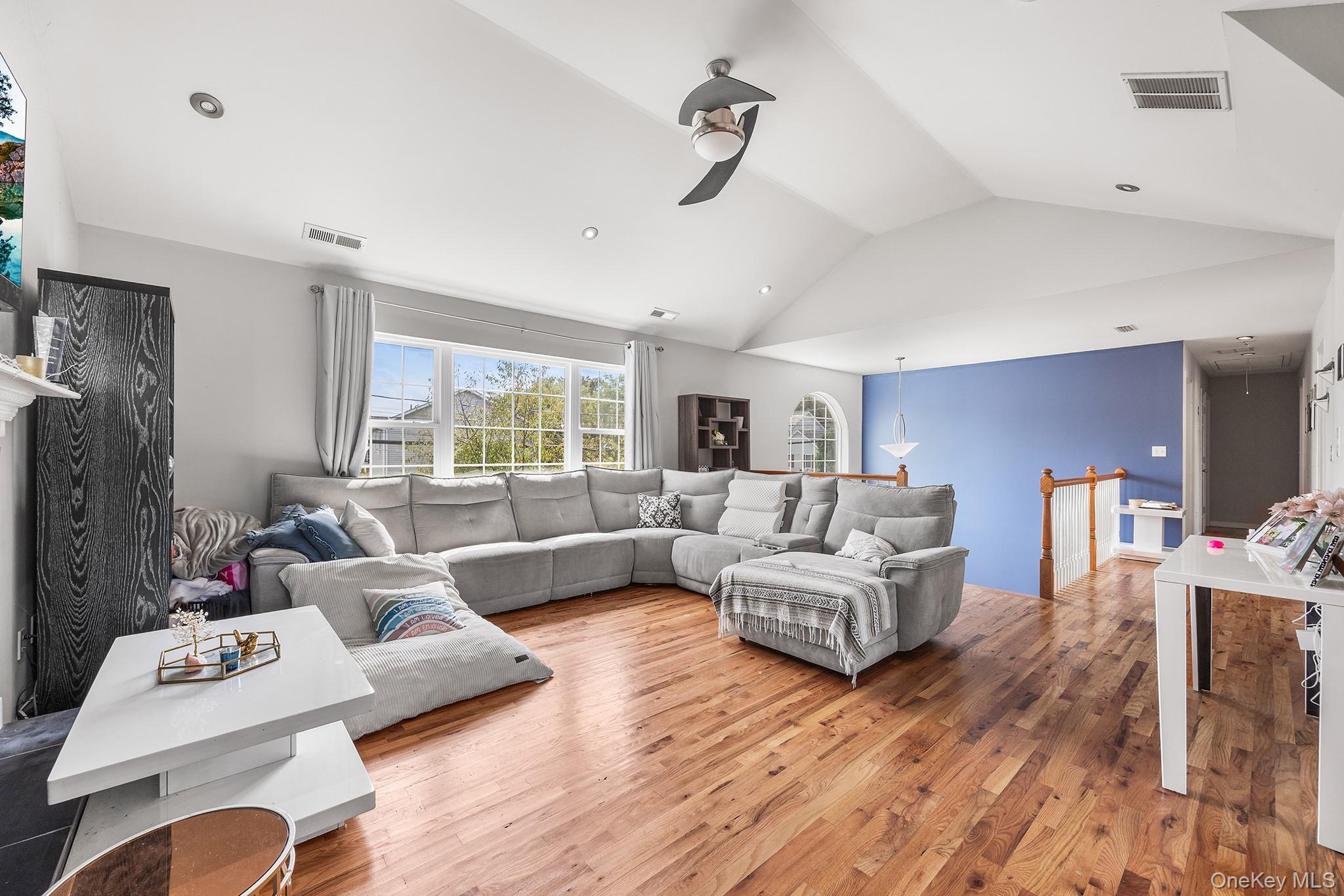 1 Sanford Avenue – For Sale photo 12