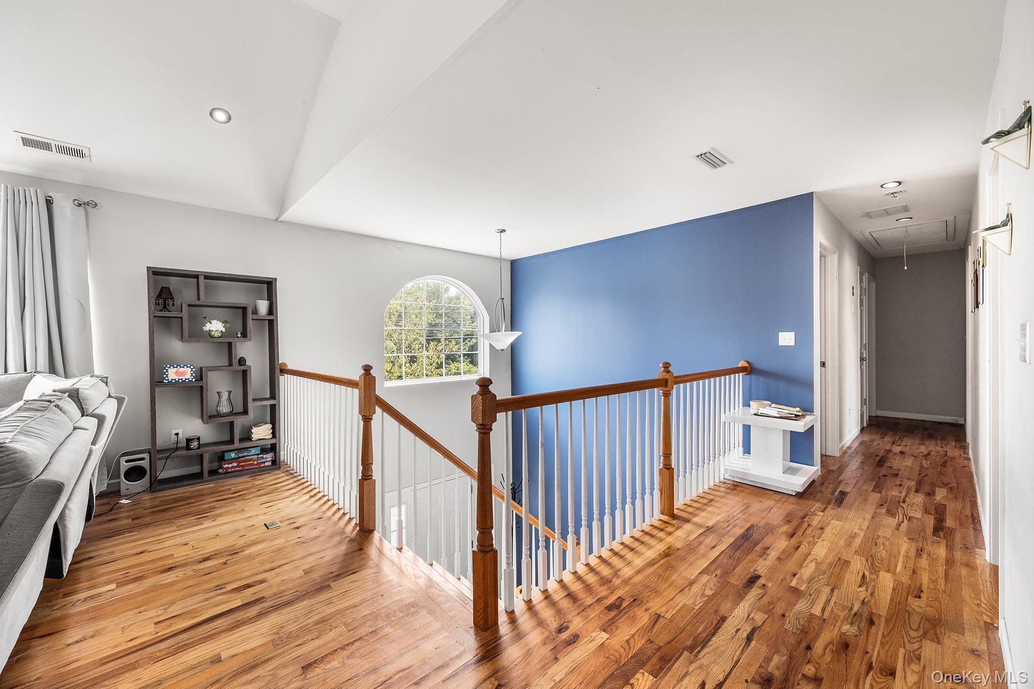 1 Sanford Avenue – For Sale photo 18