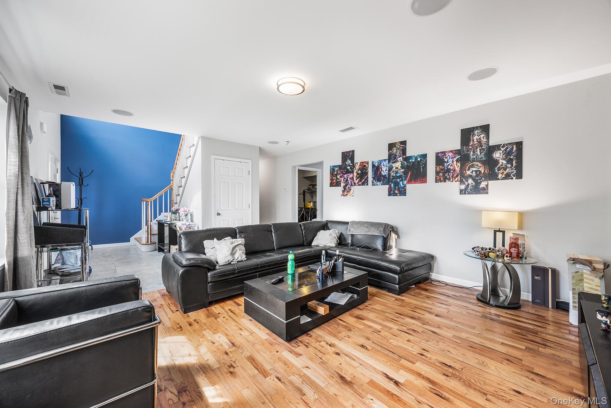 1 Sanford Avenue – For Sale photo 7