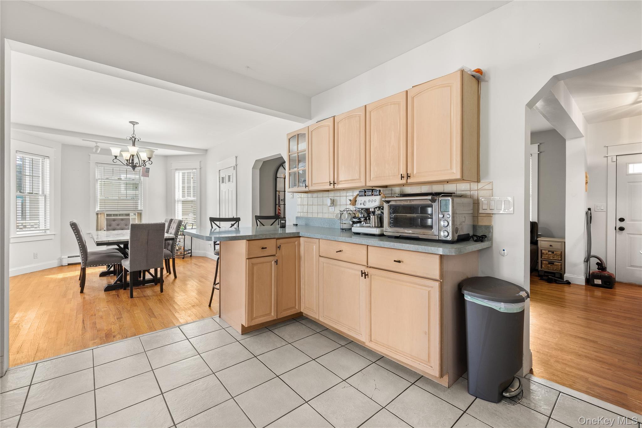 1967 Oakland Avenue – For Sale photo 7