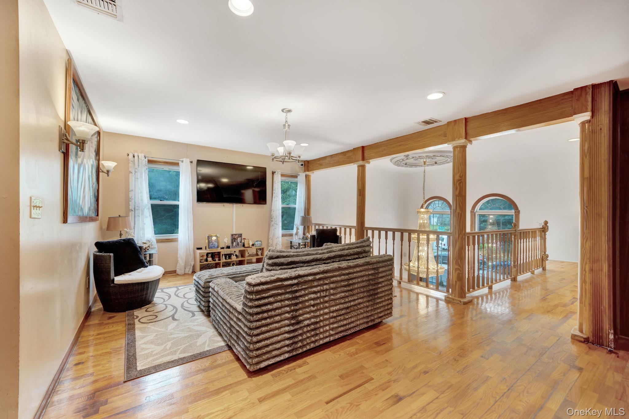 19014 Haywood Road – For Sale photo 29