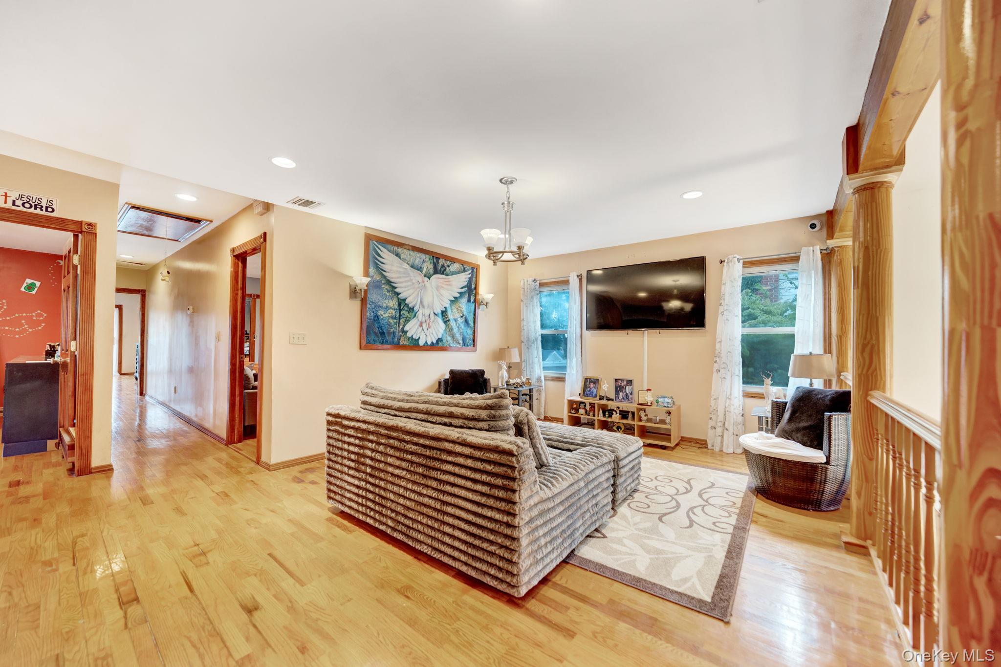 19014 Haywood Road – For Sale photo 30