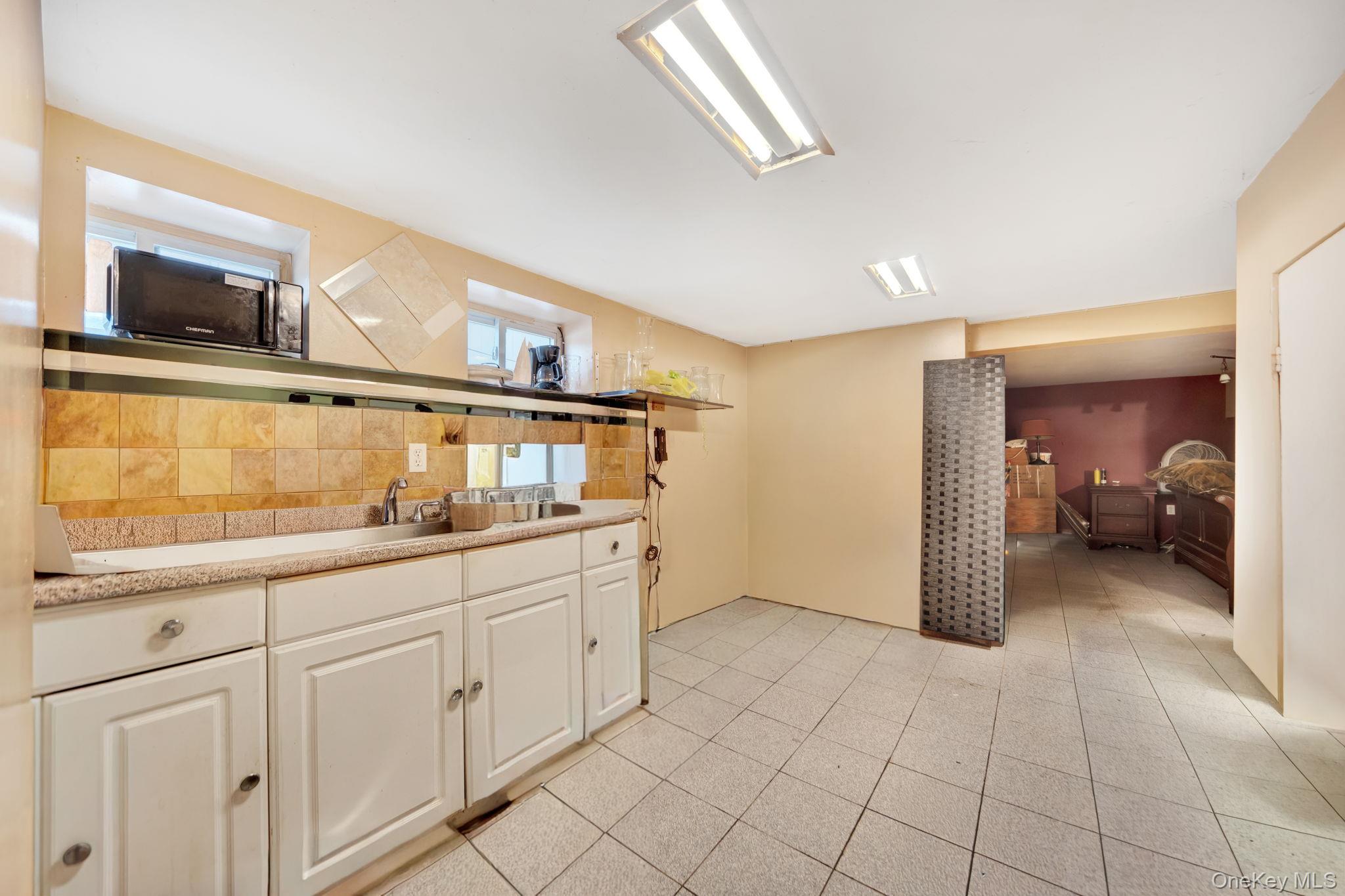 19014 Haywood Road – For Sale photo 27