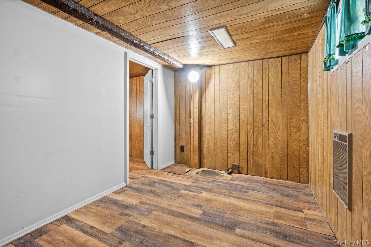2566 Flint Avenue – For Sale photo 23