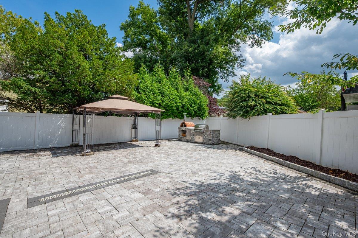2566 Flint Avenue – For Sale photo 26