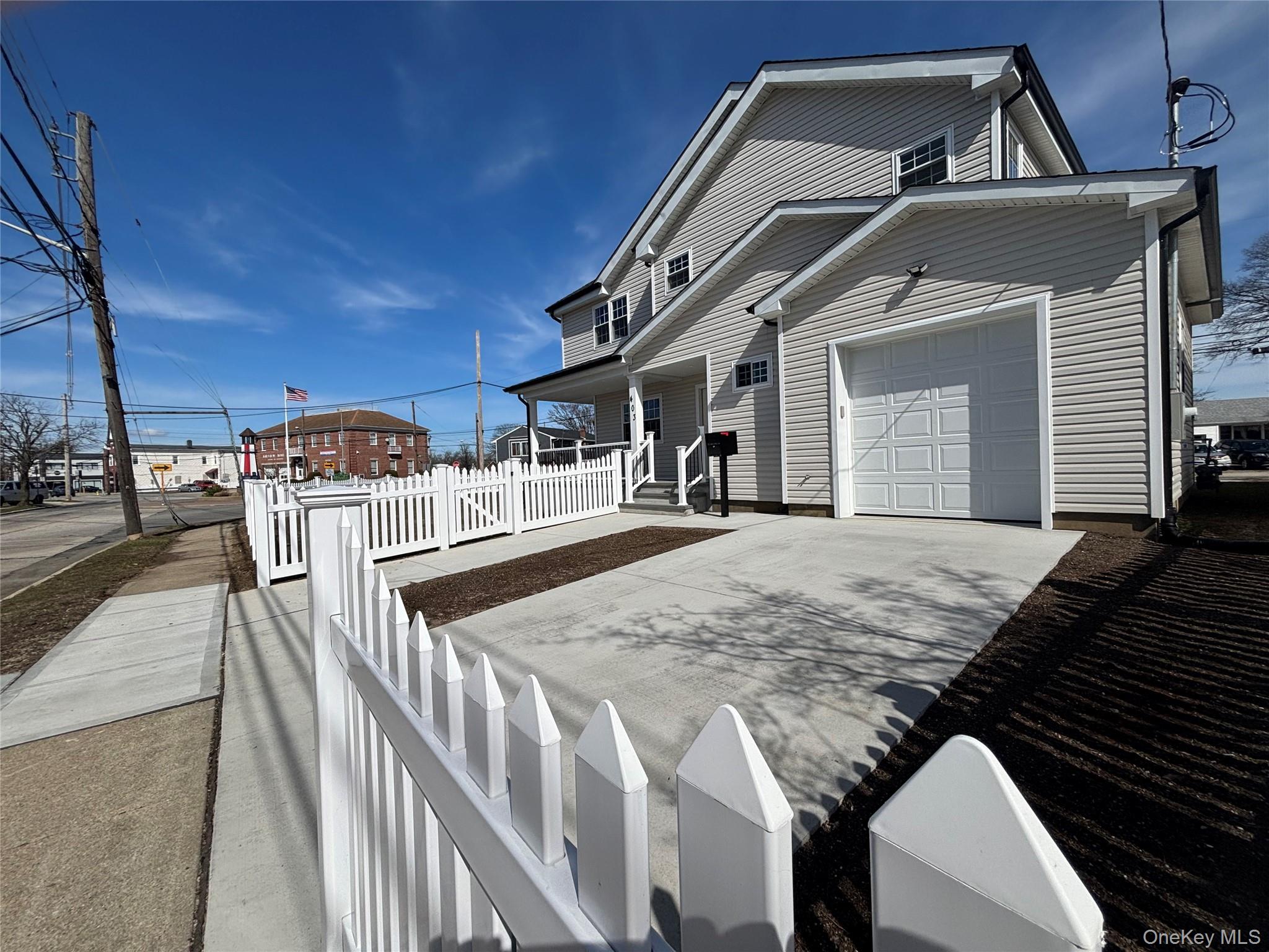 403 S Bayview Avenue – For Sale photo 8