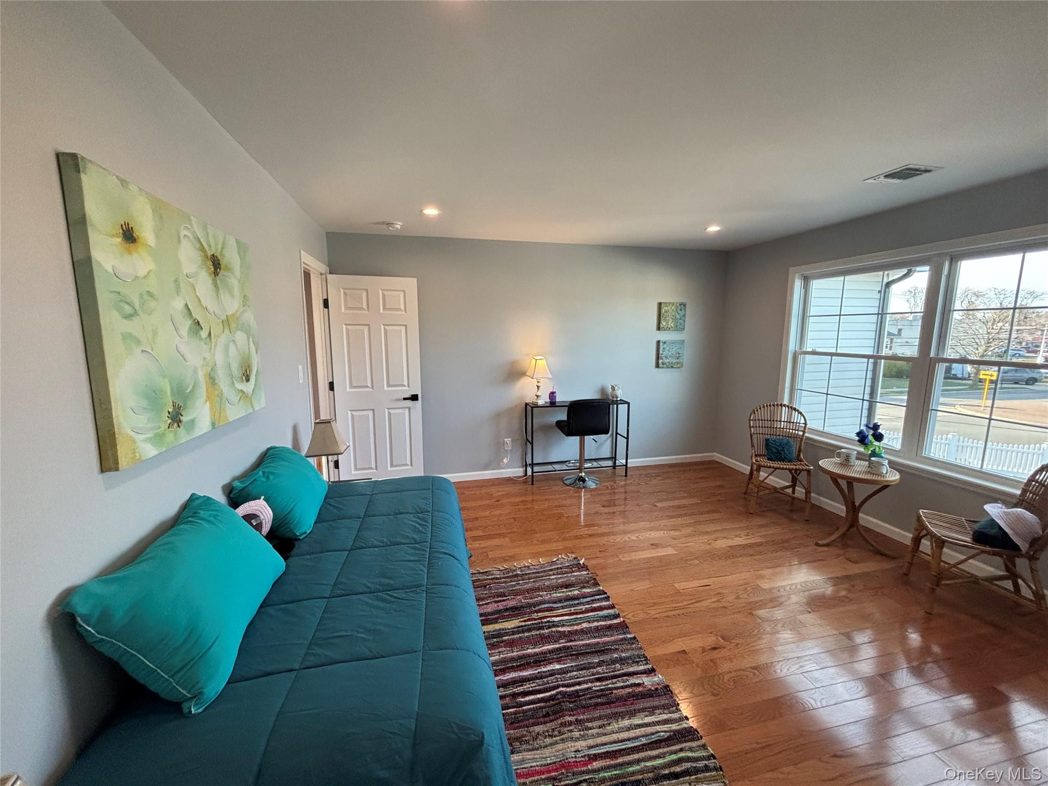 403 S Bayview Avenue – For Sale photo 11