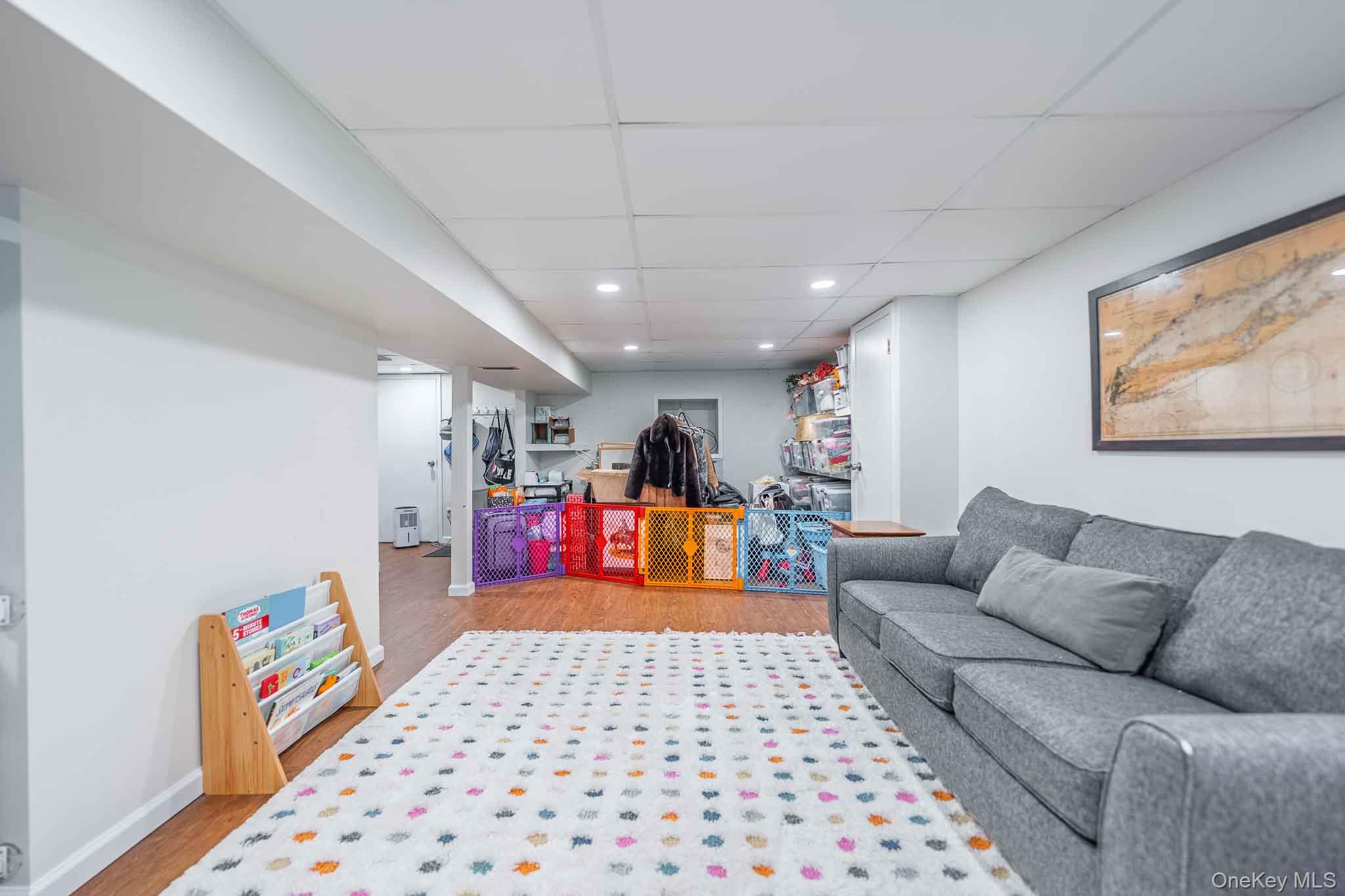 16 Pine Street – For Rent photo 25