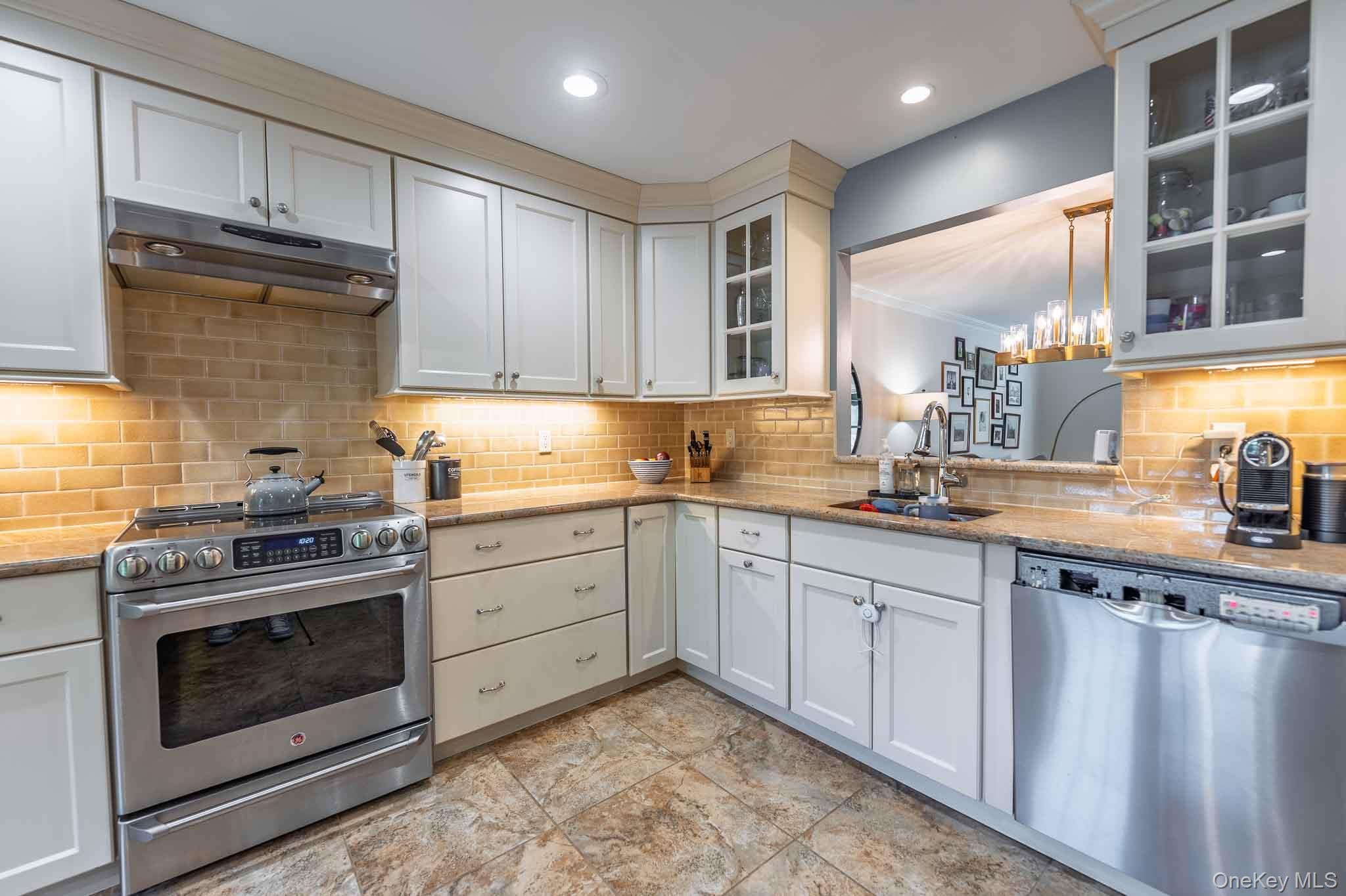 16 Pine Street – For Rent photo 10