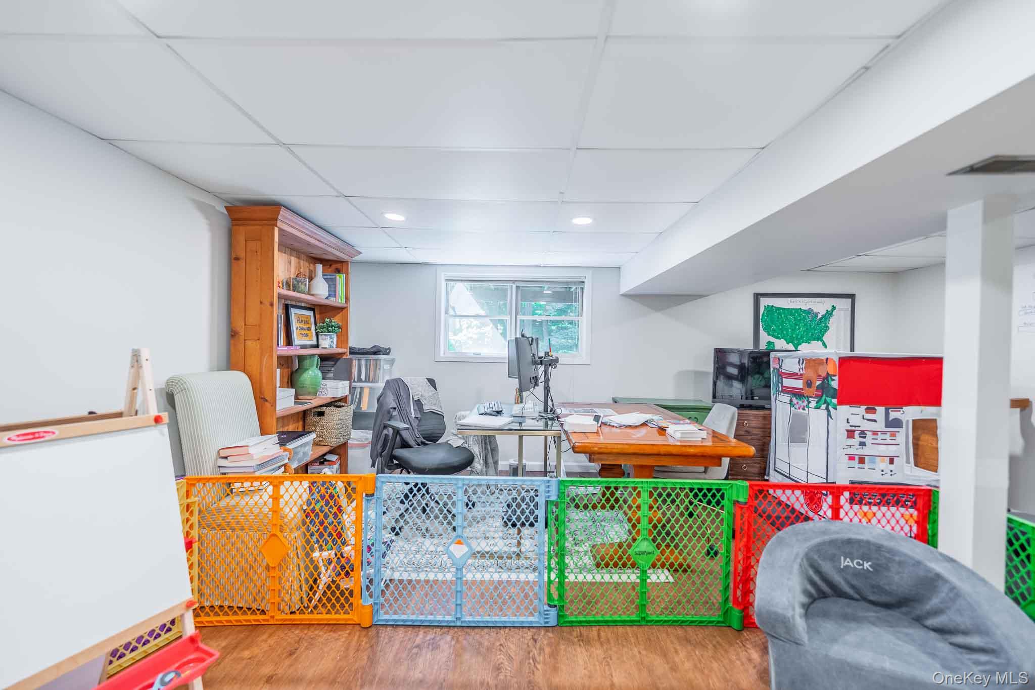 16 Pine Street – For Rent photo 28