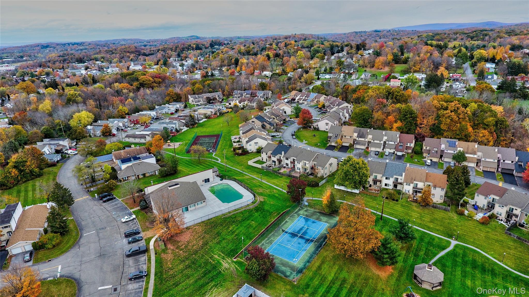 190 Country Club Drive – For Sale