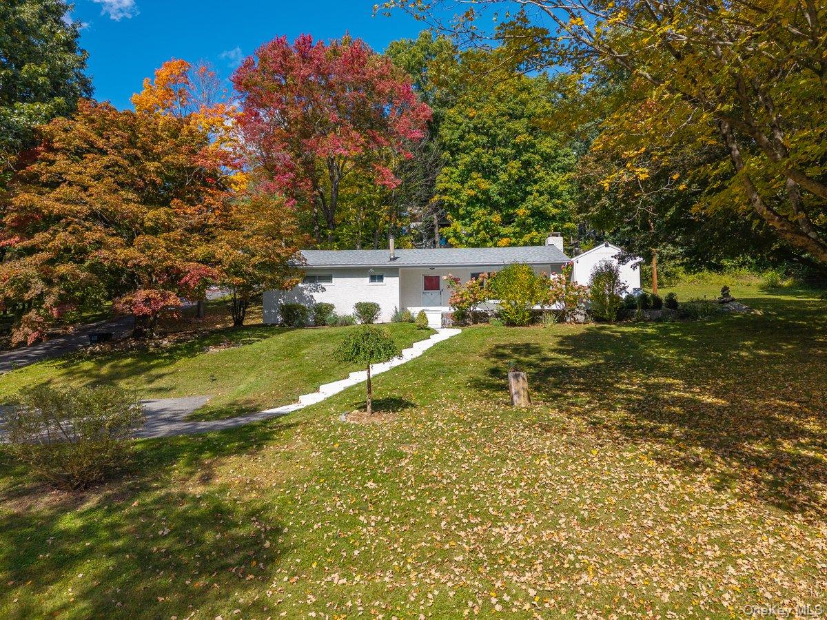 18 Blueberry Hill Road – For Sale