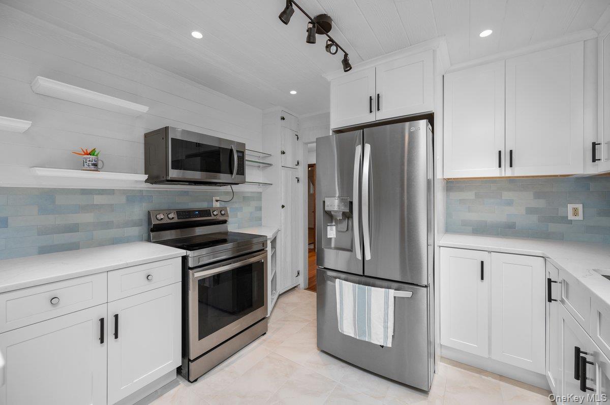 18 Blueberry Hill Road – For Sale photo 13