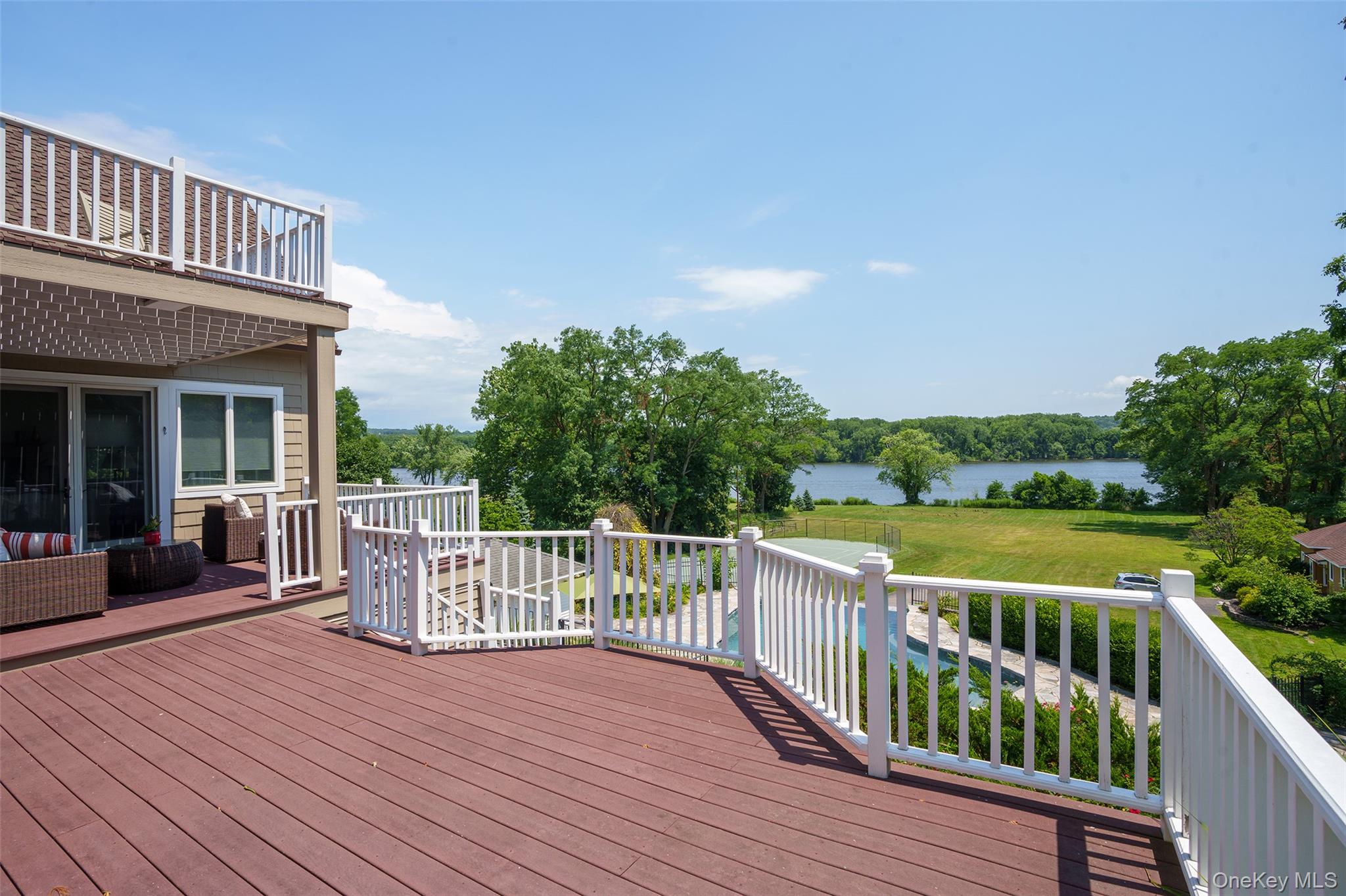 248 Van Wies Point Road – For Sale photo 8
