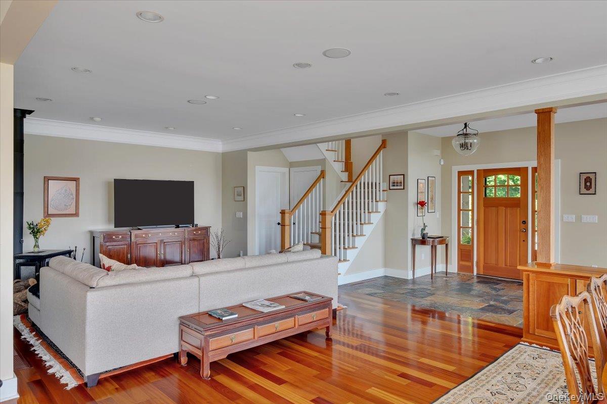 248 Van Wies Point Road – For Sale photo 13