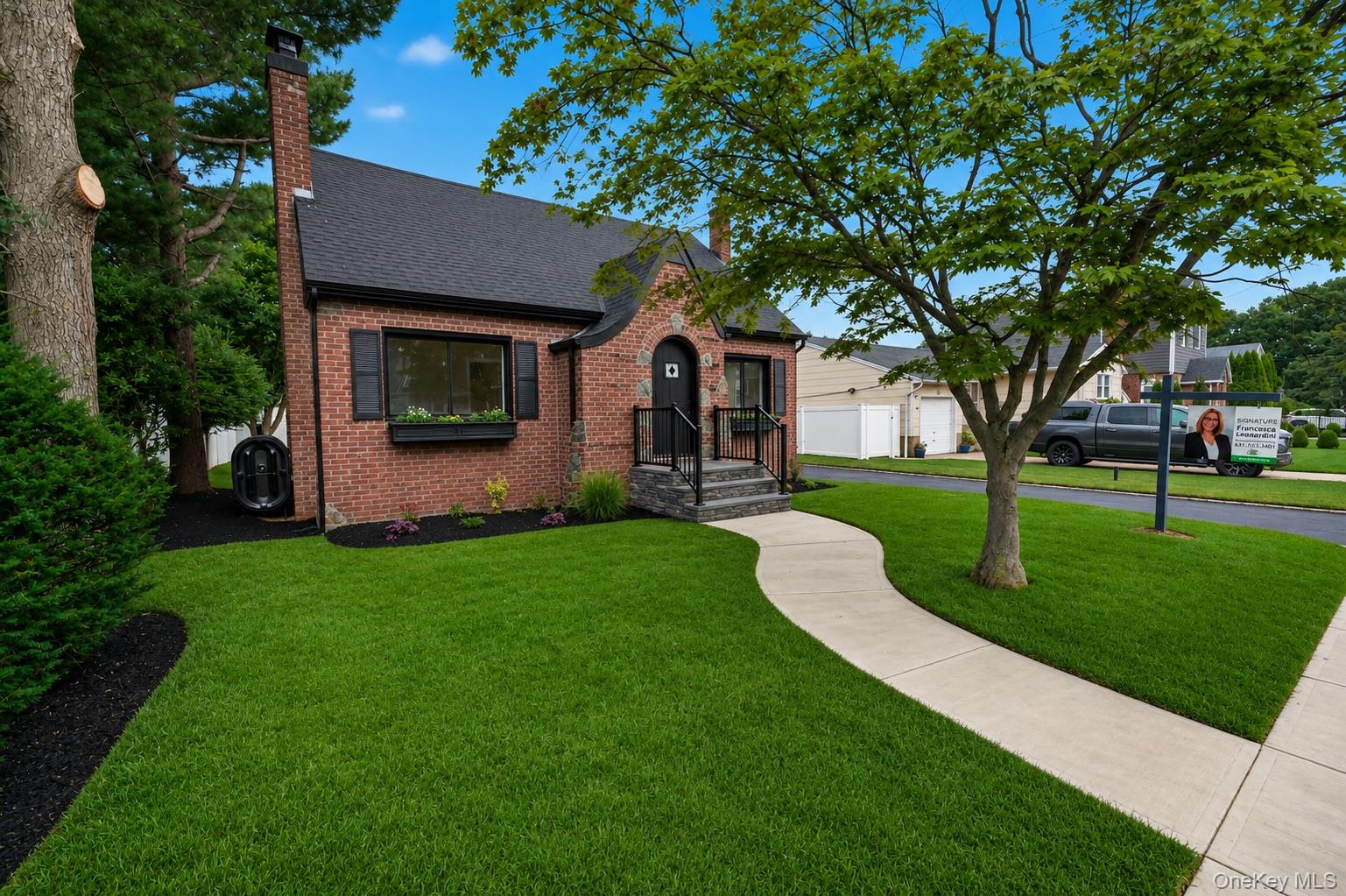 203 Massachusetts Avenue – For Sale photo 3