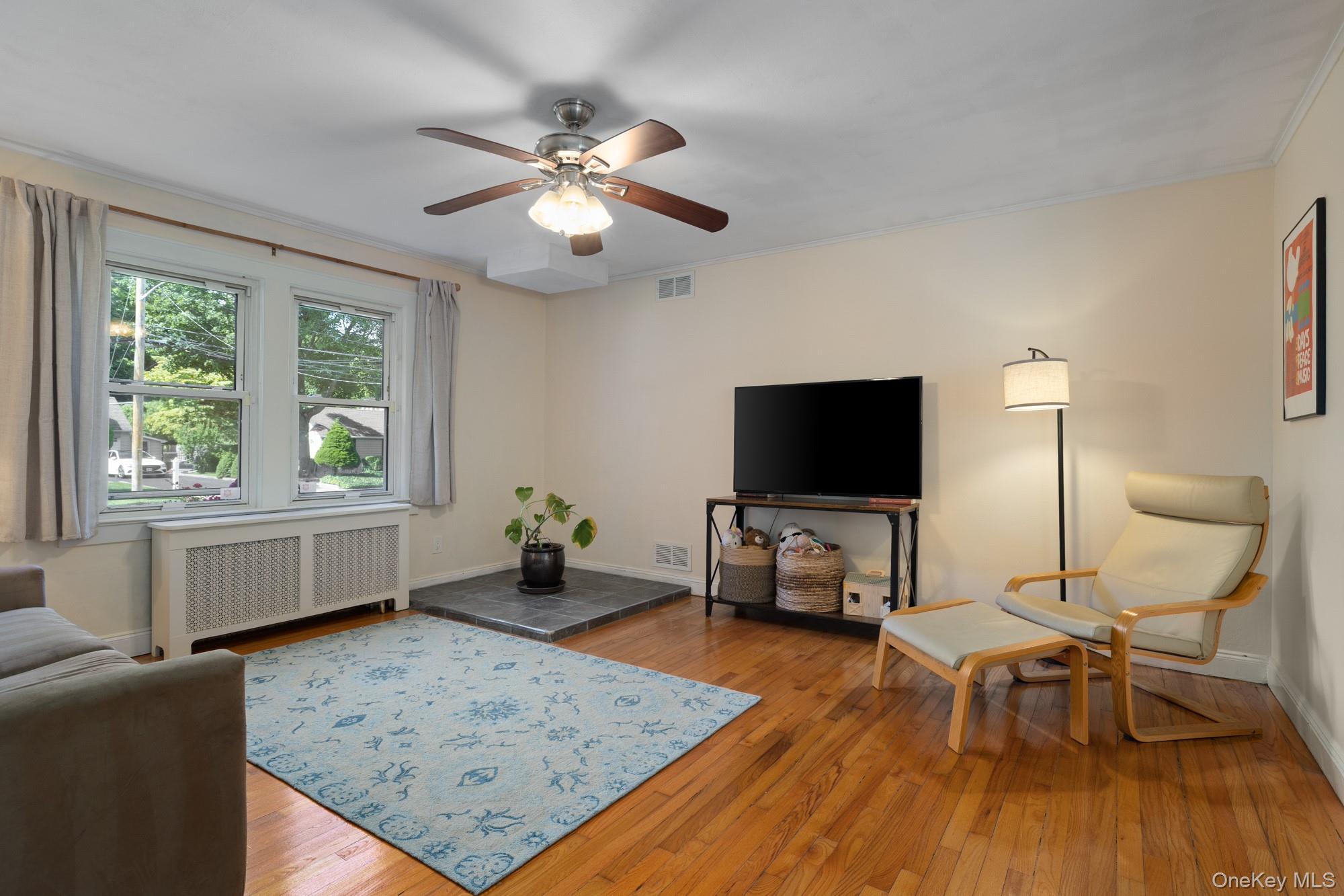12 Ingersoll Street Street – For Rent photo 5
