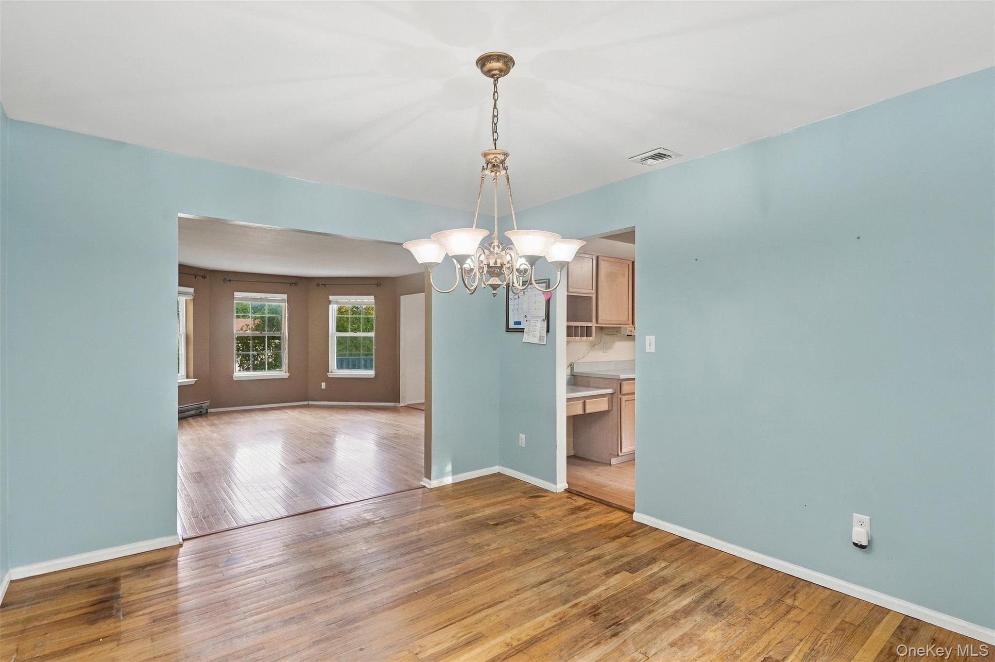 16 Cambridge Circle – For Sale photo 14