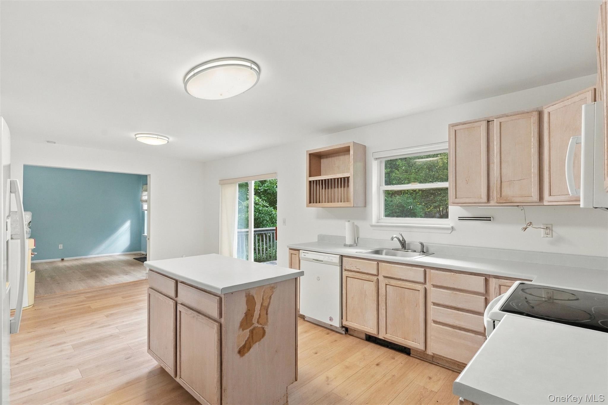 16 Cambridge Circle – For Sale photo 15