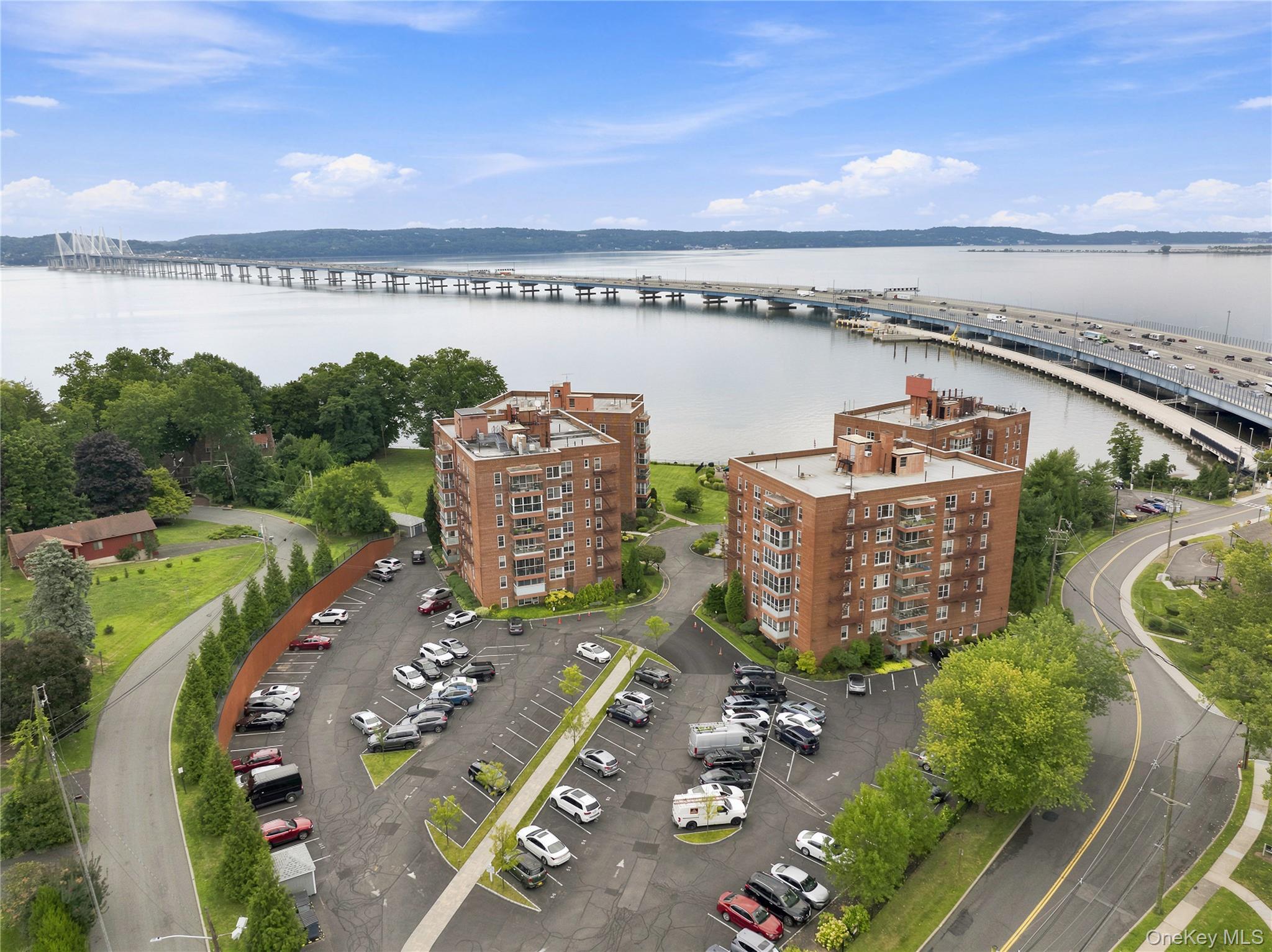 1 Salisbury Point, Unit 4D photo 16